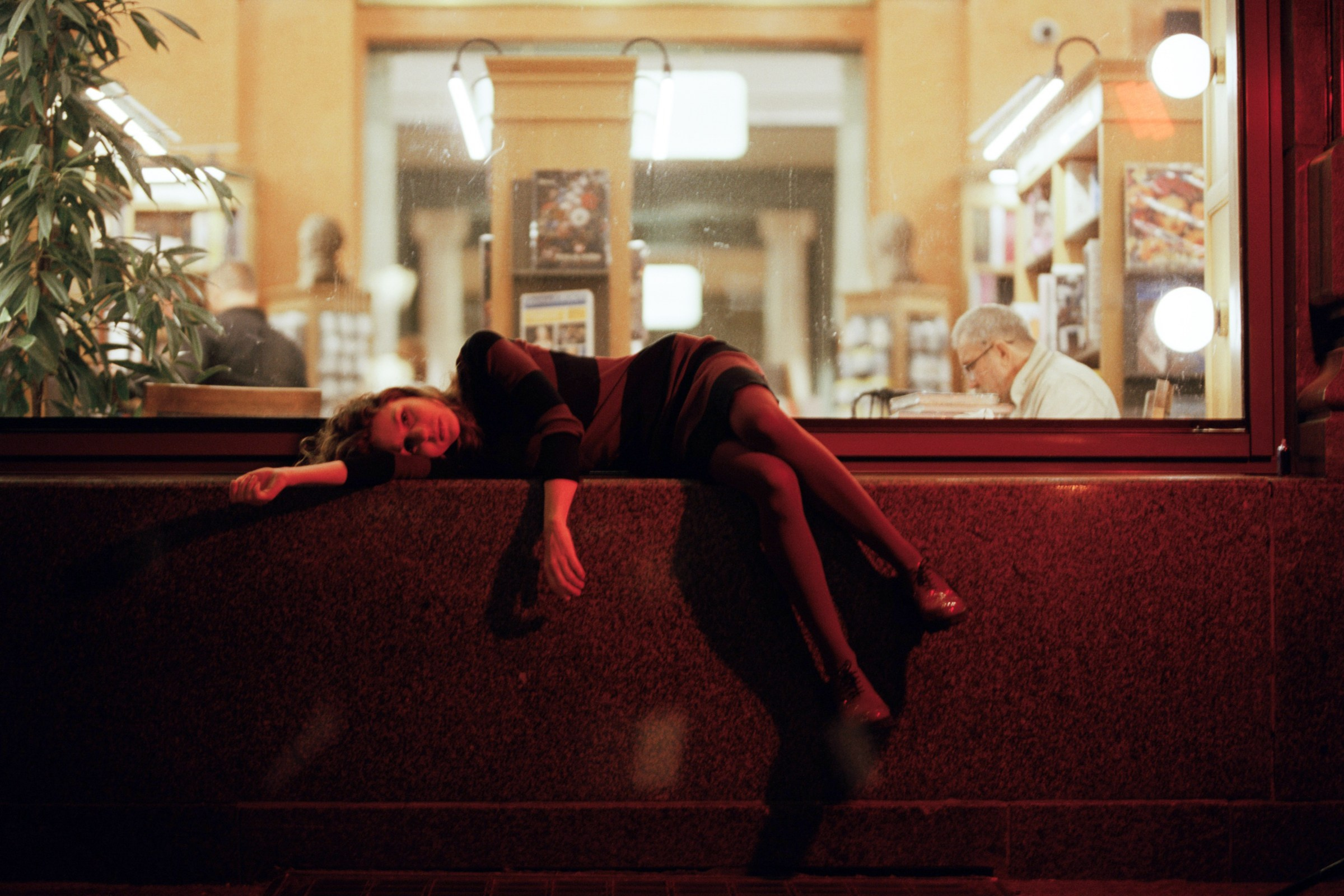 Наташа. Blk&Rd Dress. Портретный фотограф в Санкт-Петербурге Александр Быстрицкий