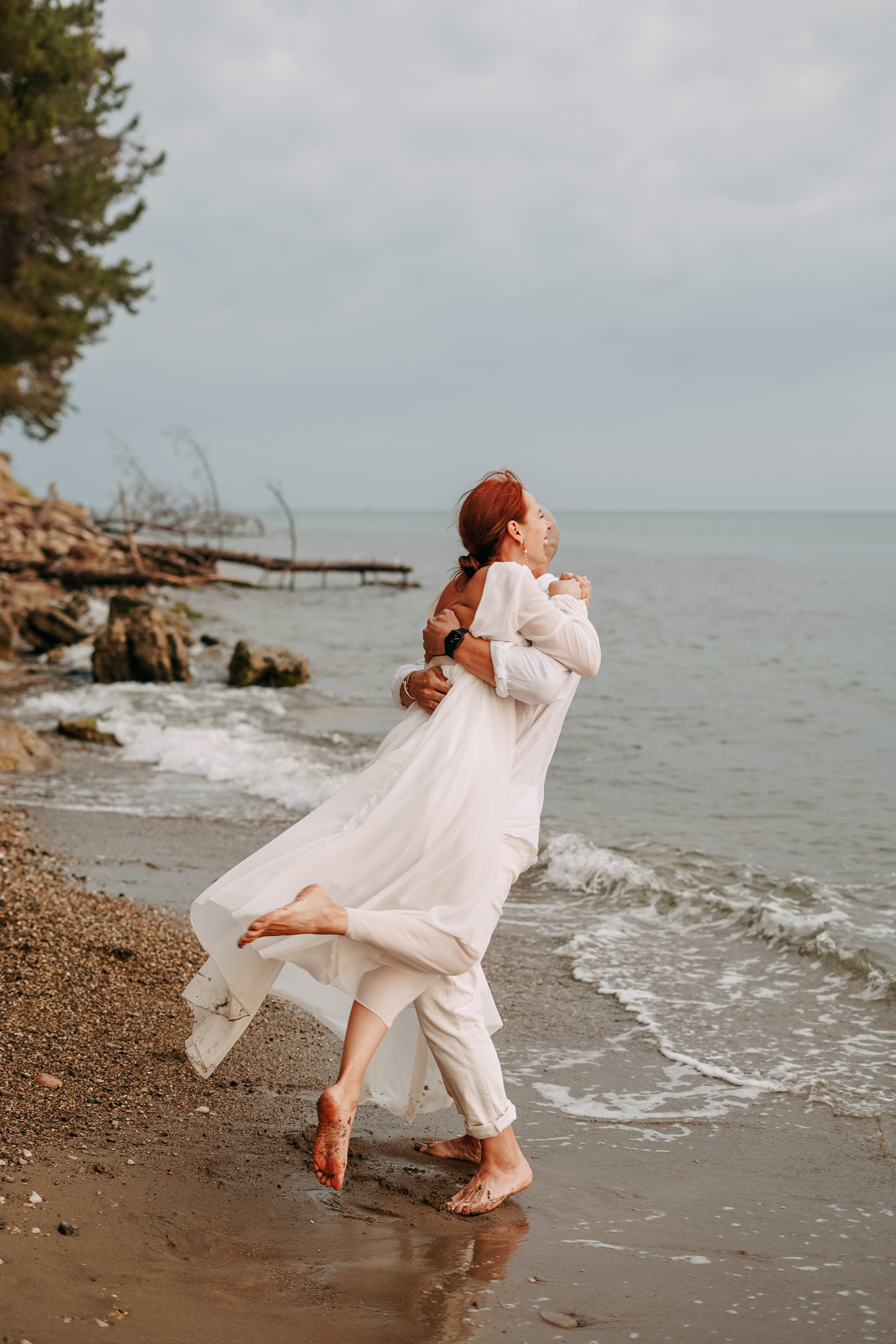 Алина и Владимир на побережье Пицунды. Фотограф в Сочи и Абхазии | Фототуры | September Air