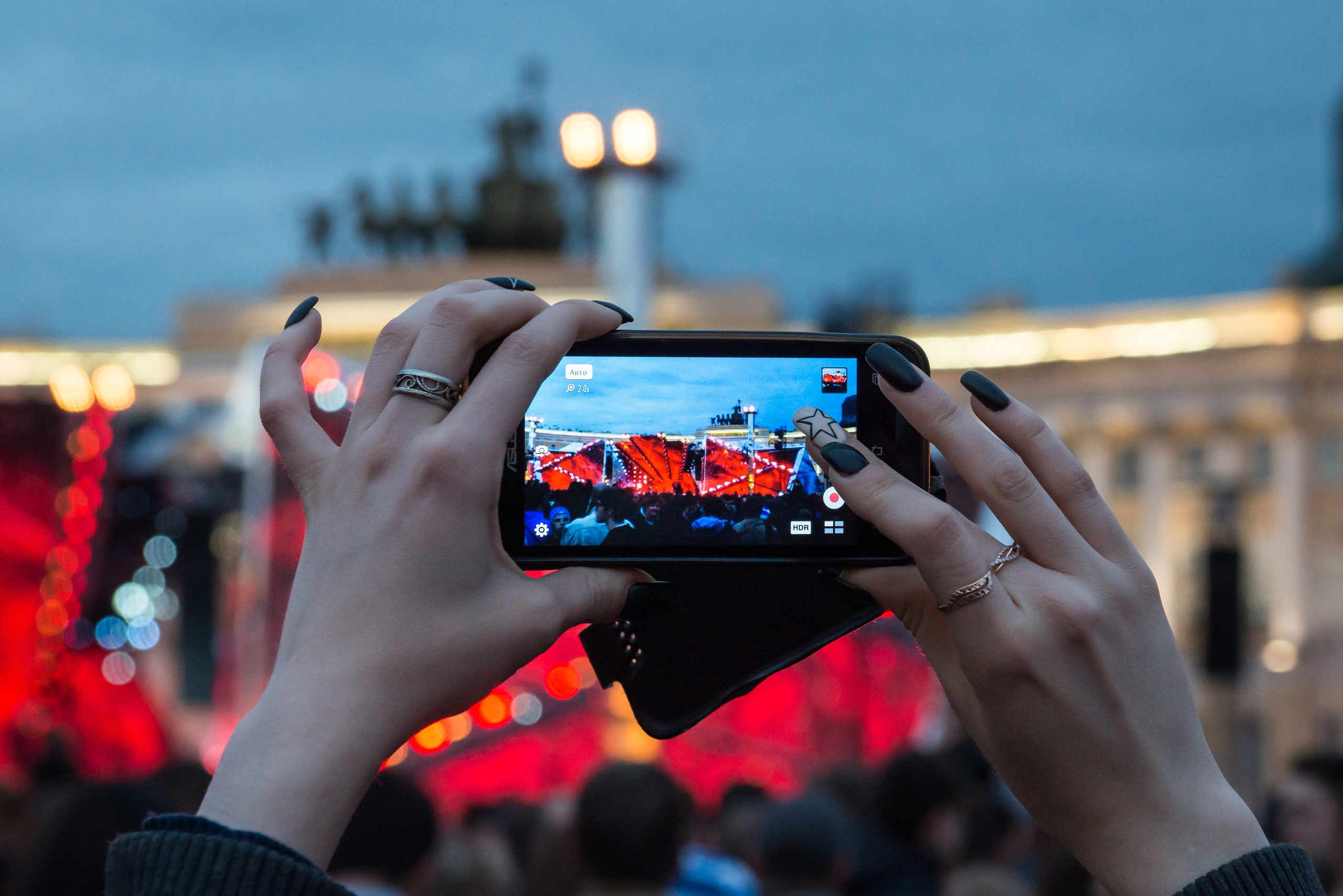 Dimitri Bakhtadze, Scarlet sails in St. Petersburg 2016, 2017. Dimitri Bakhtadze photographer