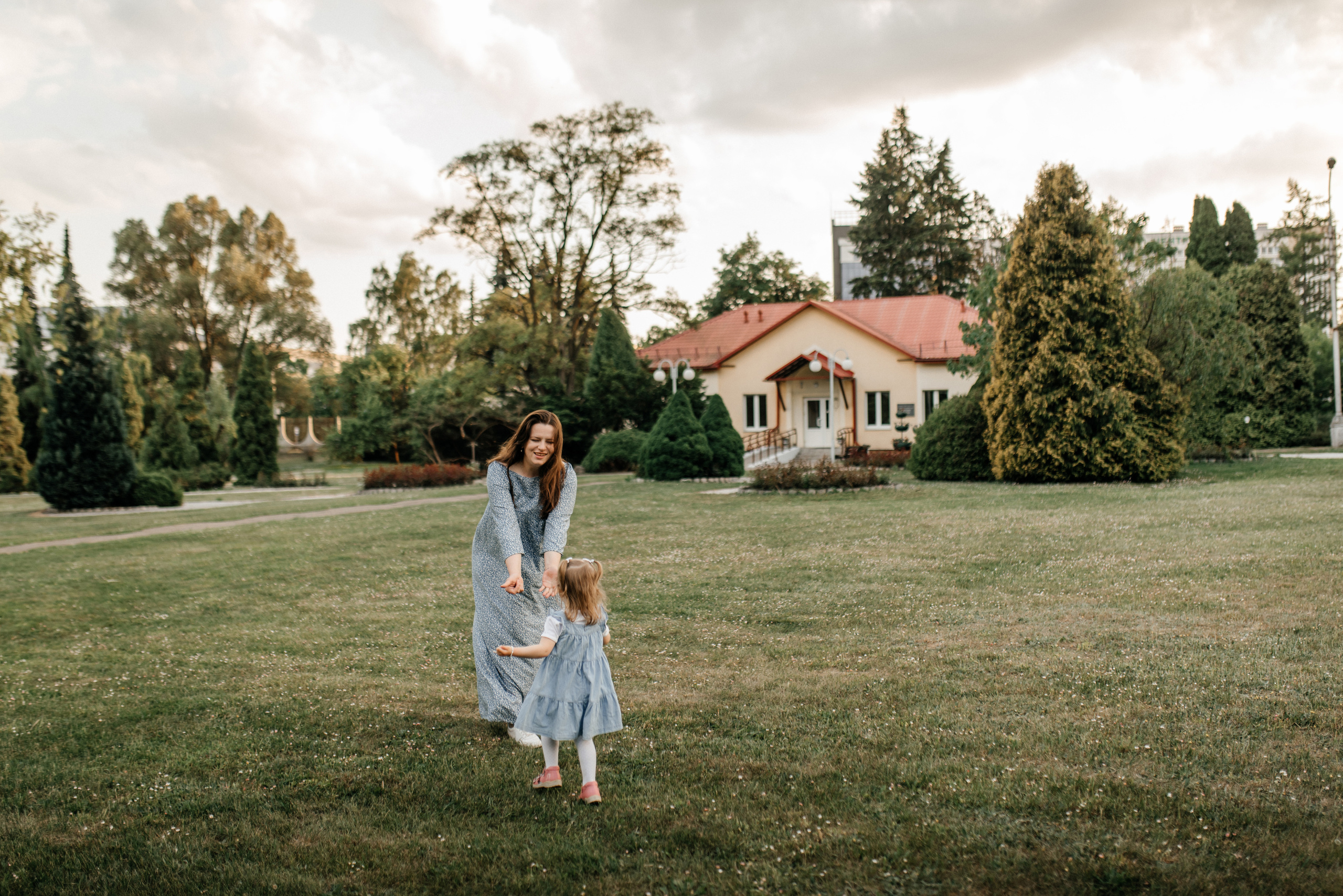 Оля+Надя+Толя. Костюшко Кристина — семейный и свадебный фотограф в Минске