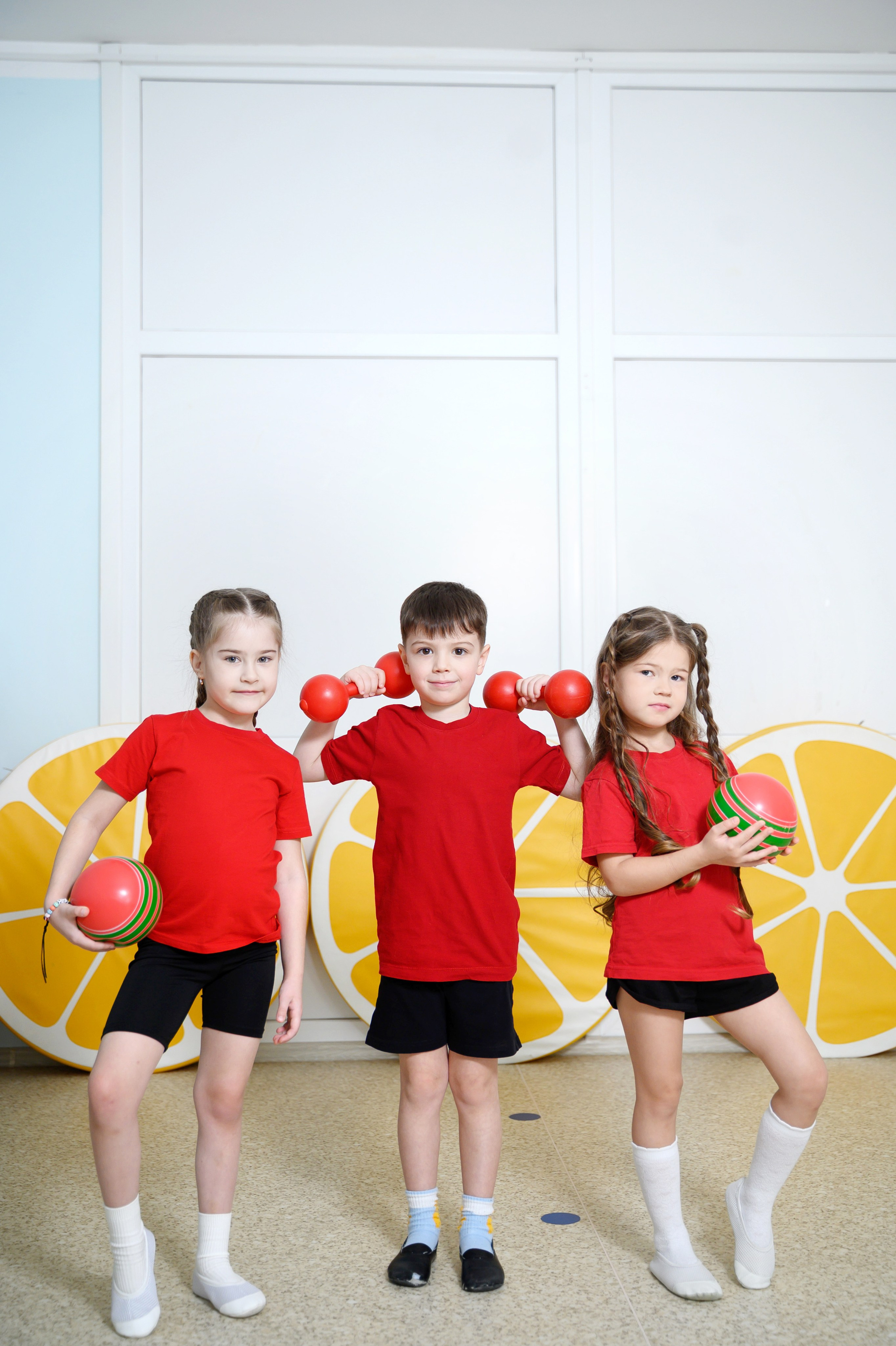 Гвоздички д\с 3 2к съемка в садике. Фотограф новорожденных, семейный детский в Тюмени Татьяна Морозова