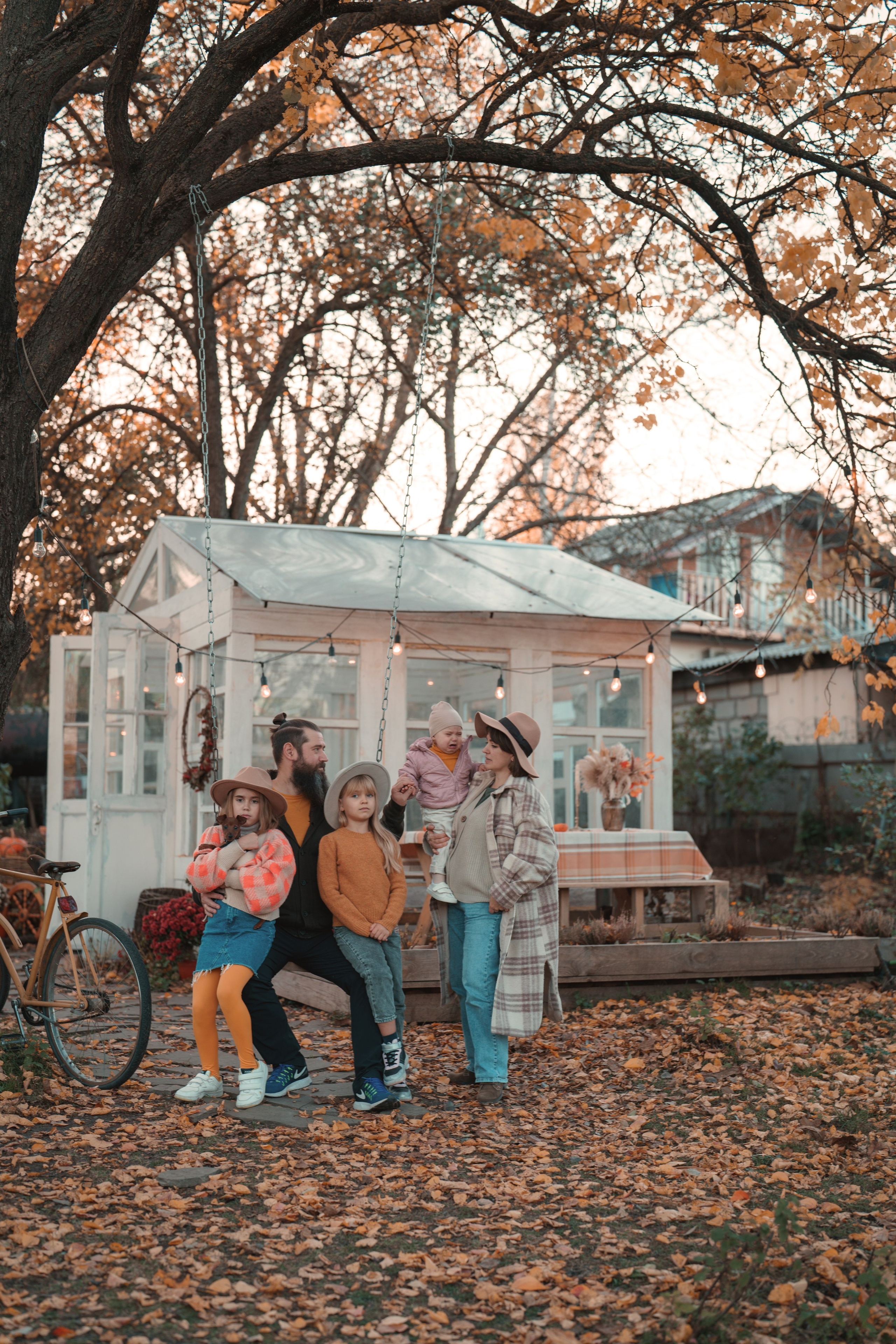 Осенний день в саду на пруду. Семейный и детский фотограф в Ростове-на-Дону Елена Захарова
