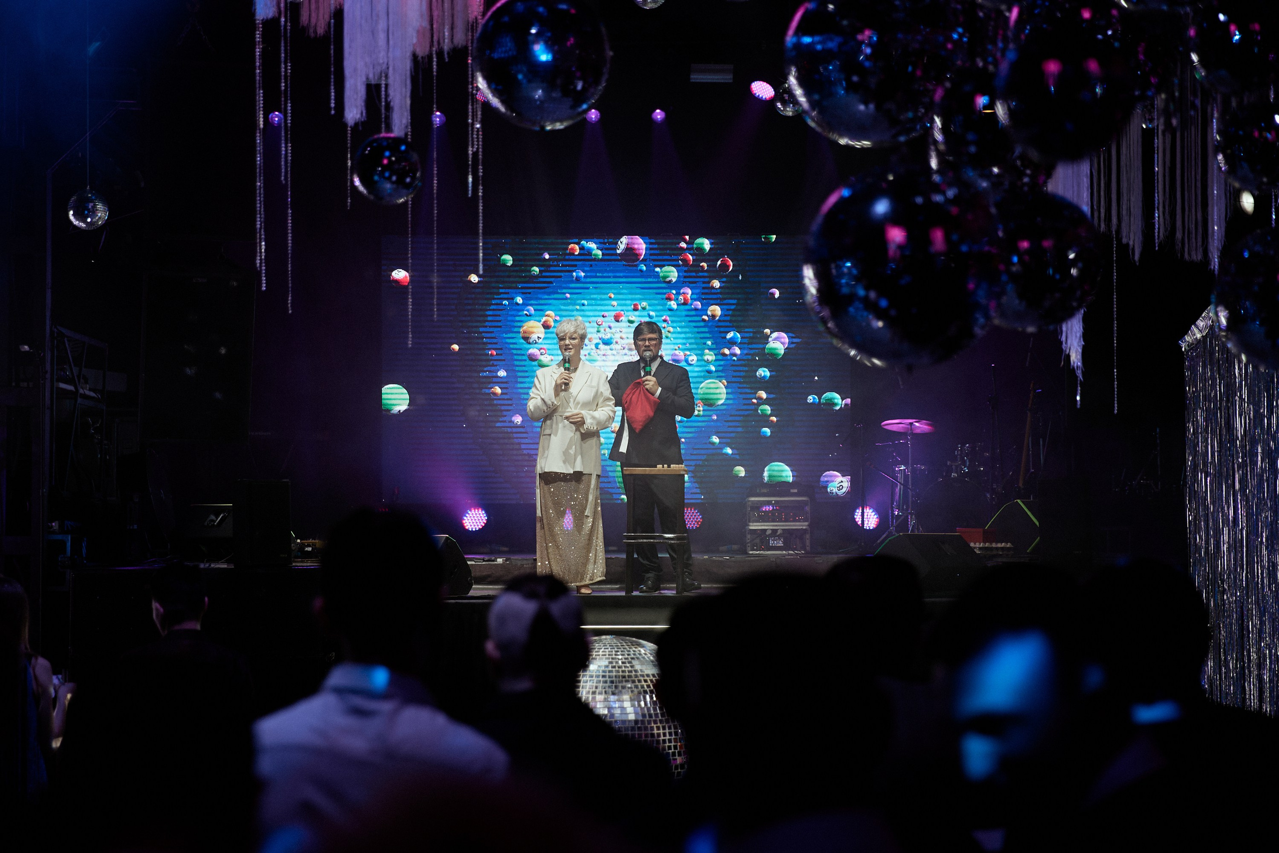 BUNTER GROUP. Happy New Year. Дмитрий Мазуркевич: Профессиональный Репортажный Фотограф