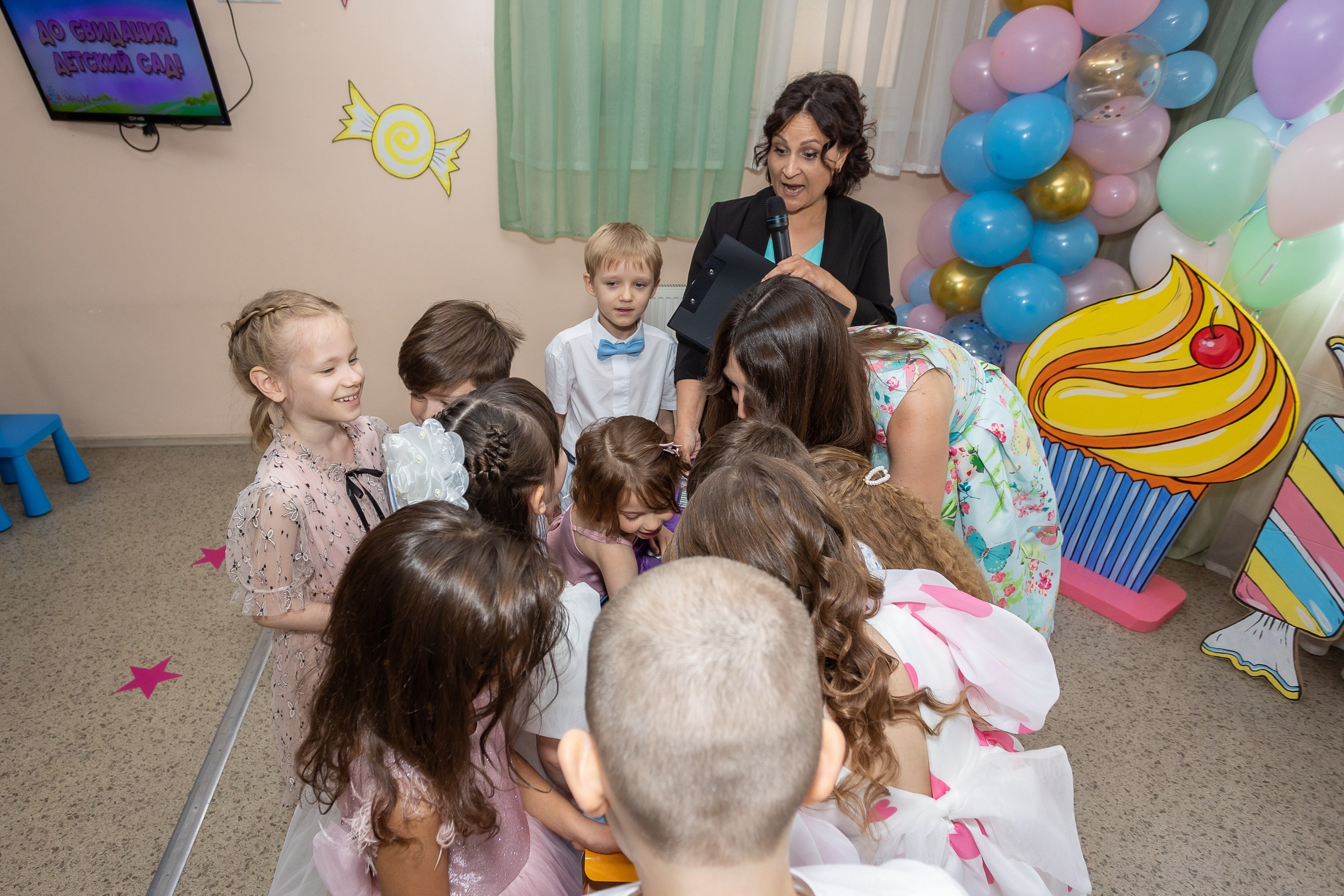 Выпускной Детский сад, 2 часа, 8000. Выпускные альбомы Майкоп, Краснодар Елена Золотарева