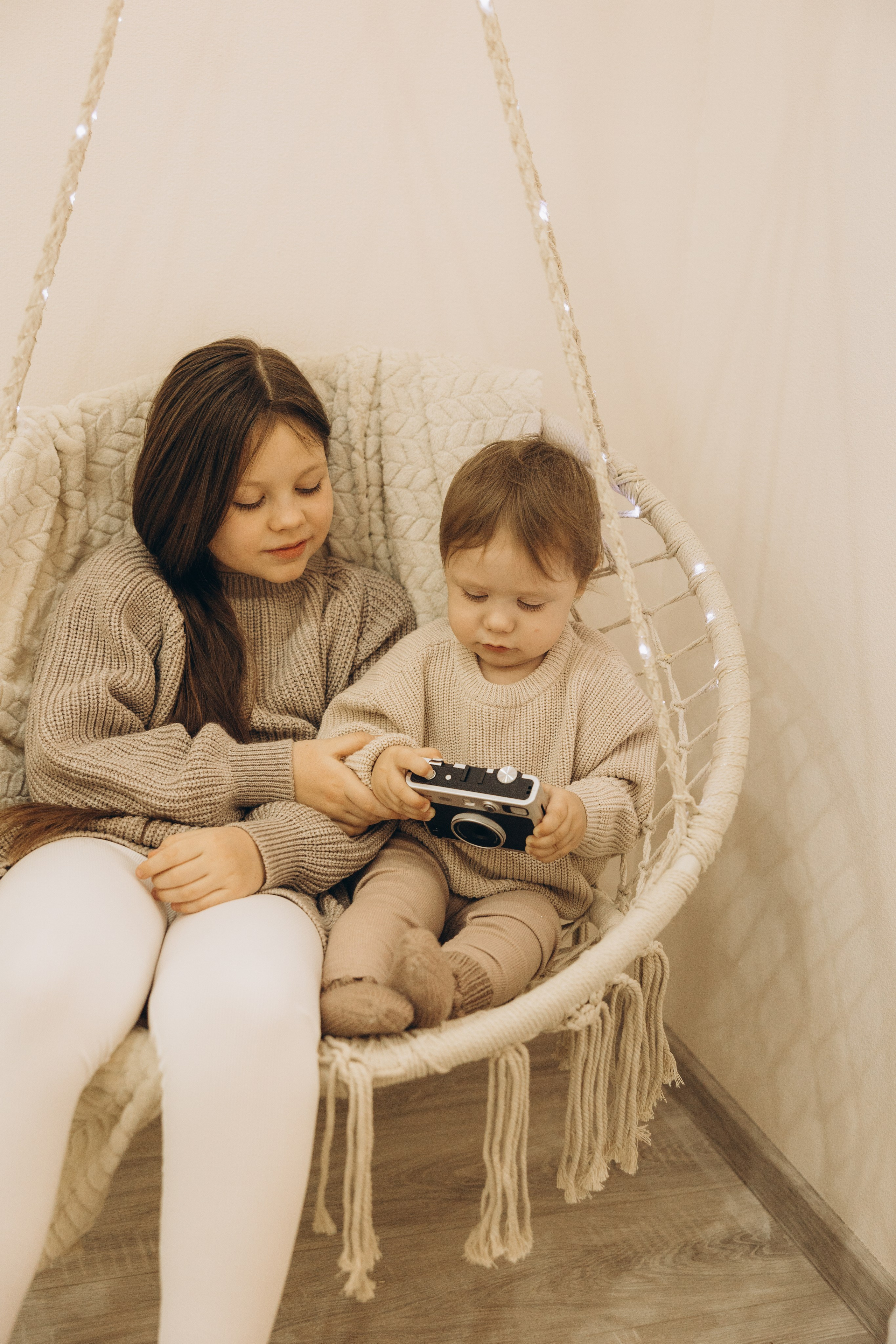 Маша, Дима, Лера и Миша. Семейный фотограф в Москве Виктория Ястребинская