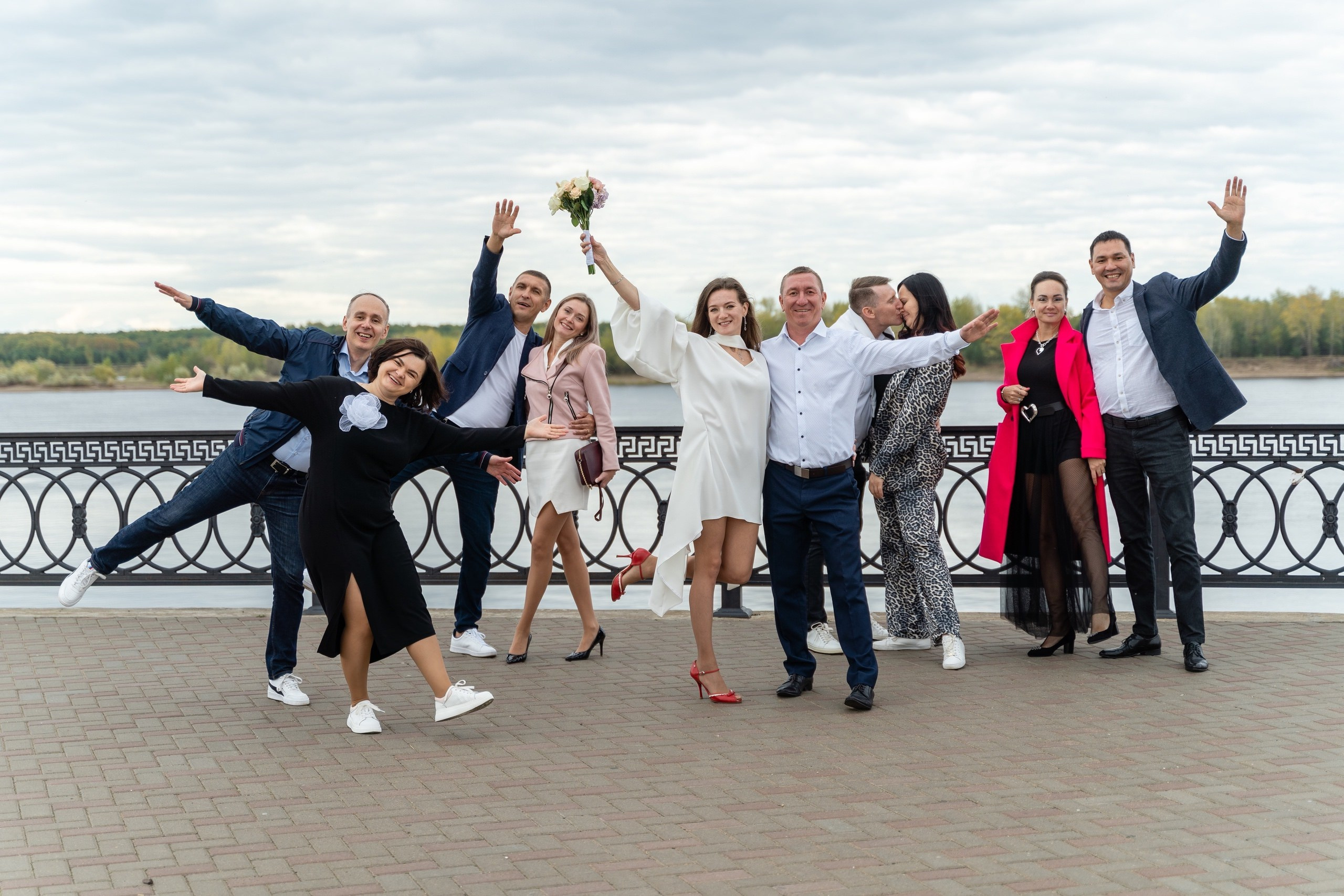 Свадебная фотосъемка в Ижевске, Воткинске, Чайковском, Сарапуле, Перми, Уфе и Казани. Фото и видео для бизнеса, репортажная и свадебная съемка|Александр Кузнецов|Ижевск, Воткинск