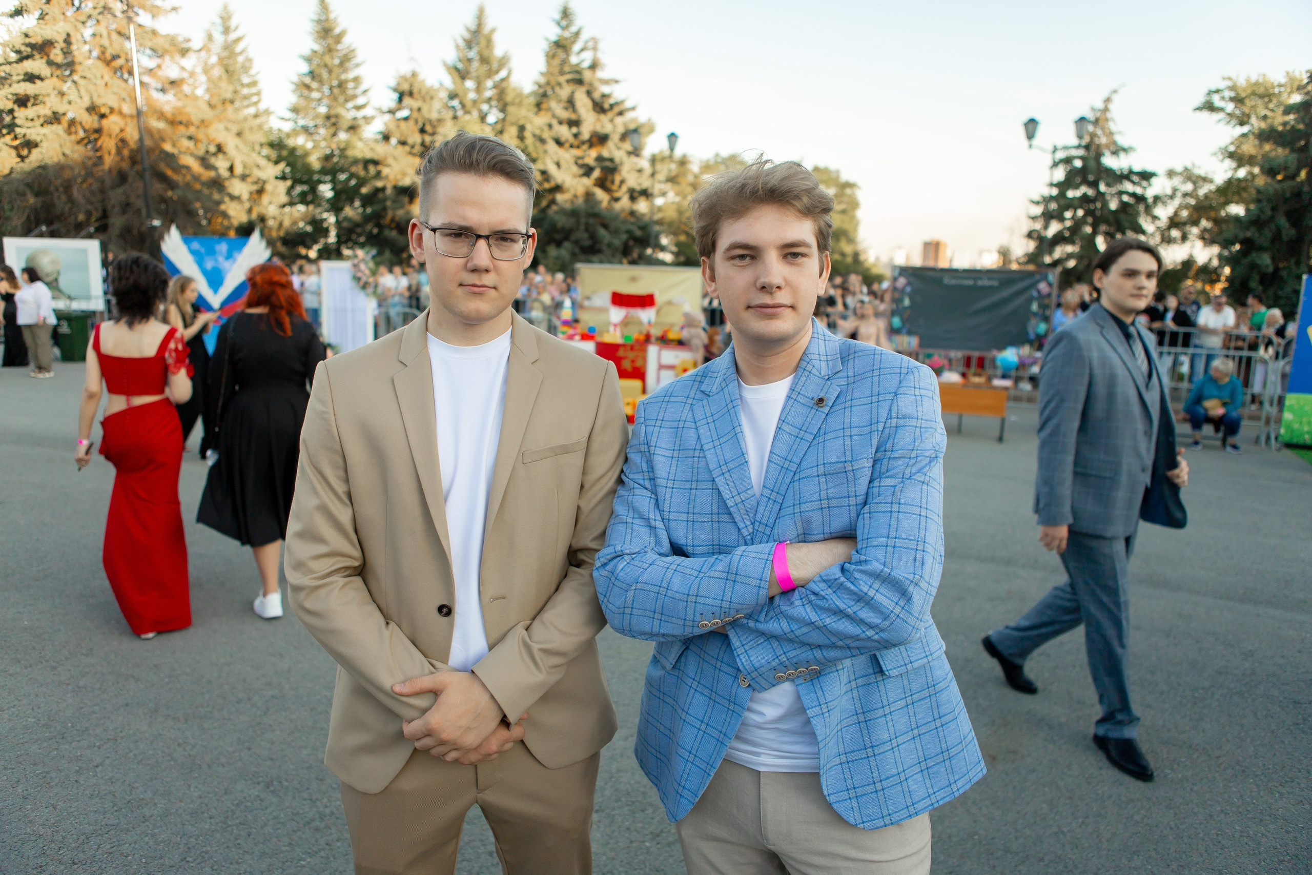 Выпускной Гимназия 12 2024 г. Свадебный и портретный Фотограф в Липецке Дмитрий Котюков