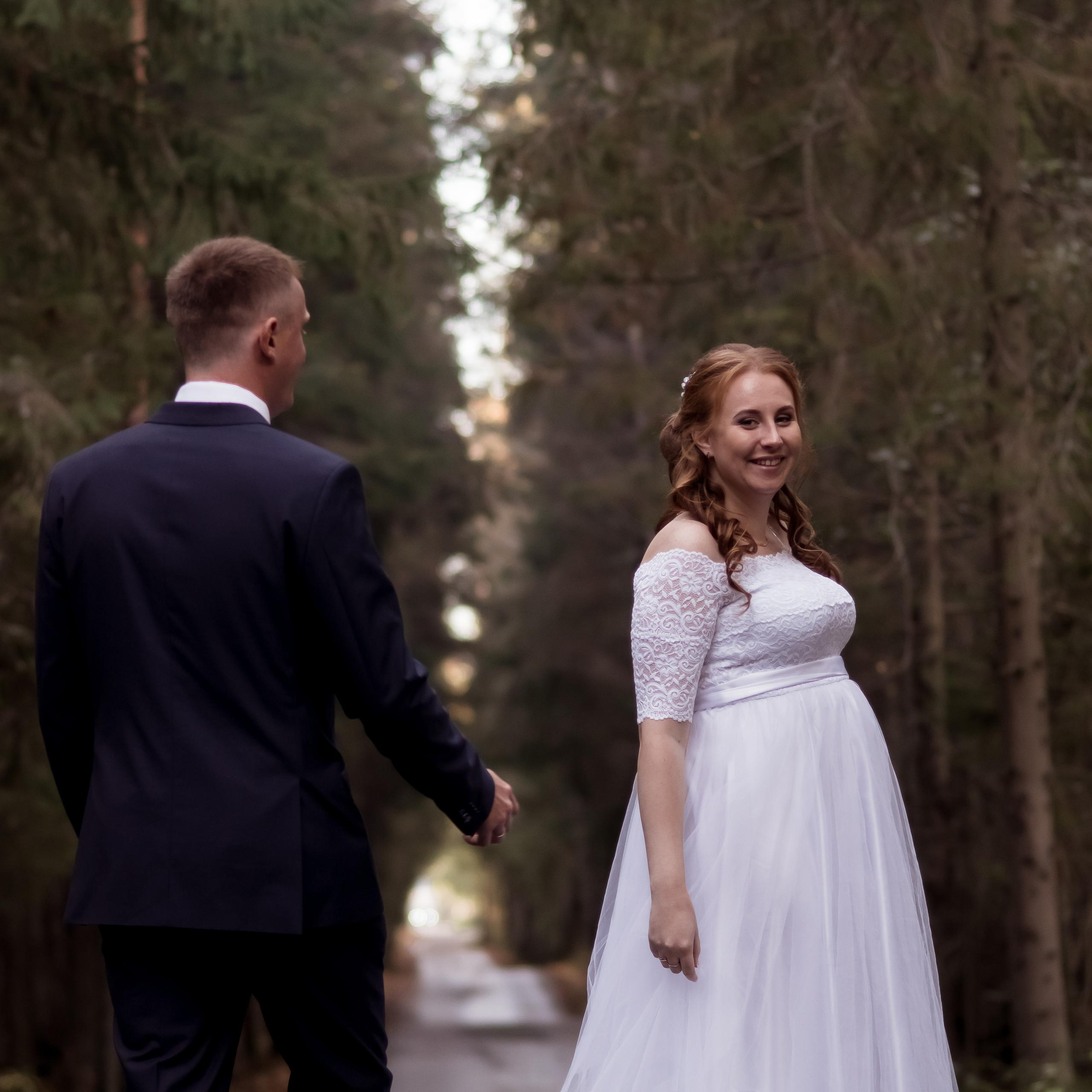 Роман и Елизавета / Приозерск. Финский пляж. Фотограф Барт Полина. Снимаю в Санкт-Петербурге, Москве, Приозерске