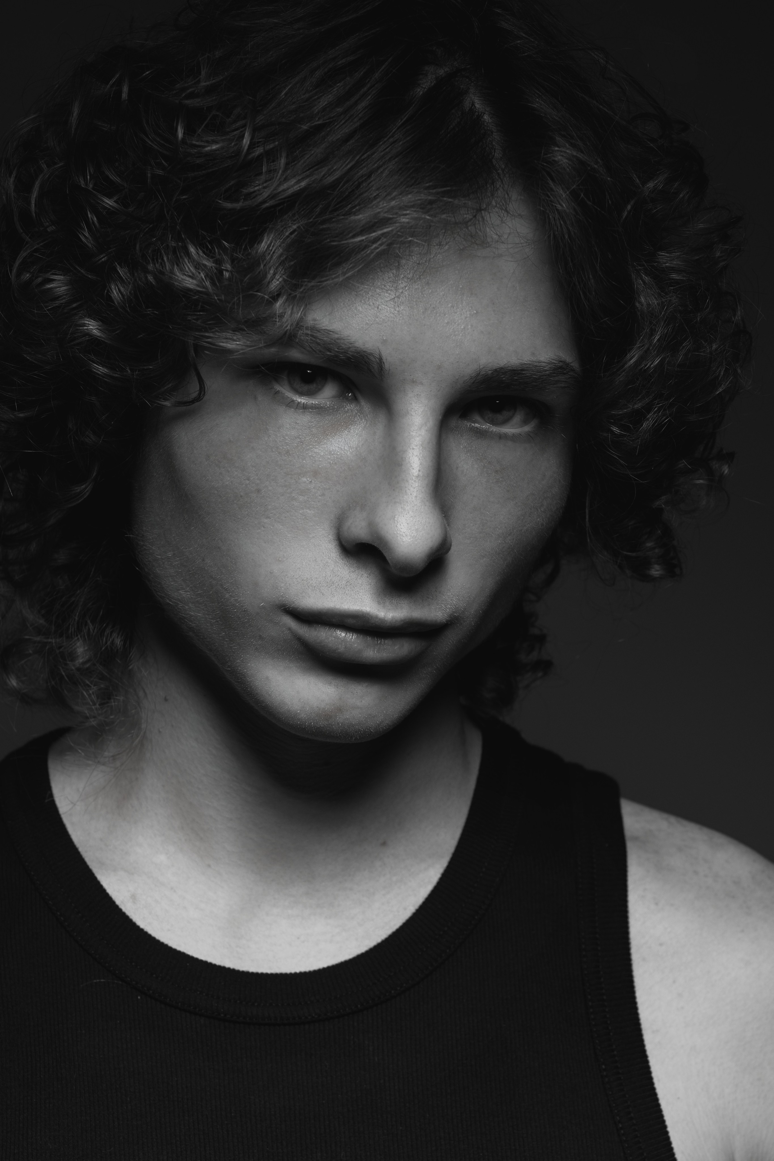 Модельные и актерские тесты. Портретный фотограф в Москве Александр Денисов