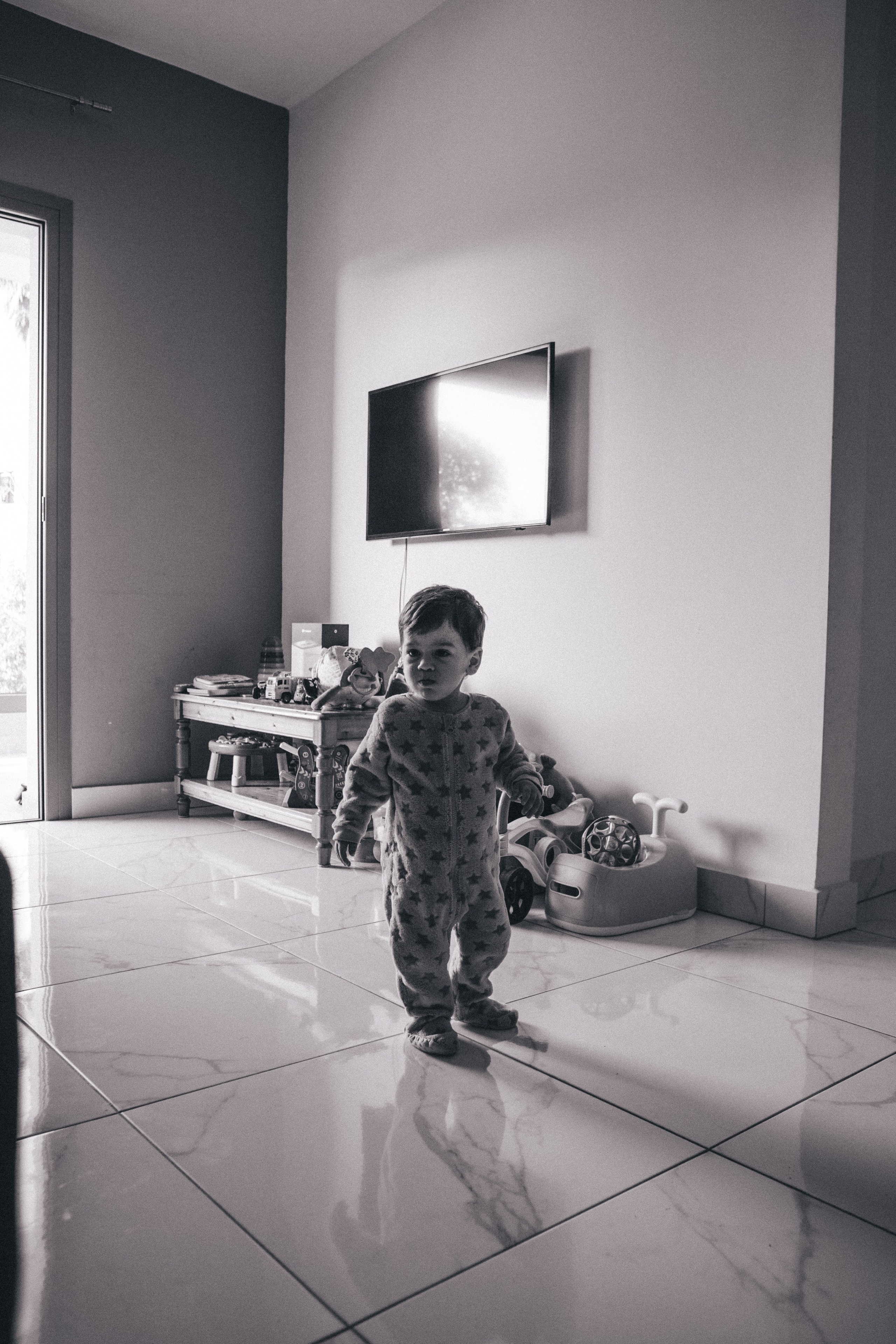 Afina and family. Portrait, family and pet photographer in Cyprus, Ksenia Bourdelle