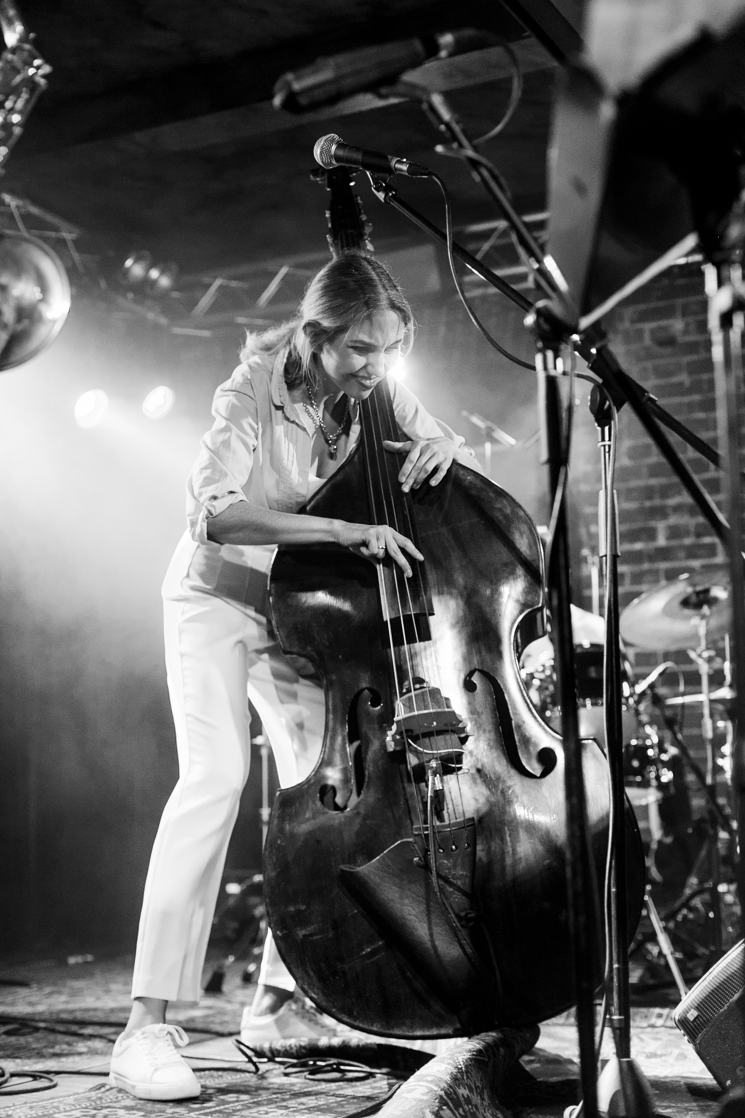 Фотосъемка концерта Дарьи Шорр в клубе Алексея Козлова. Репортажный фотограф Борис Геер