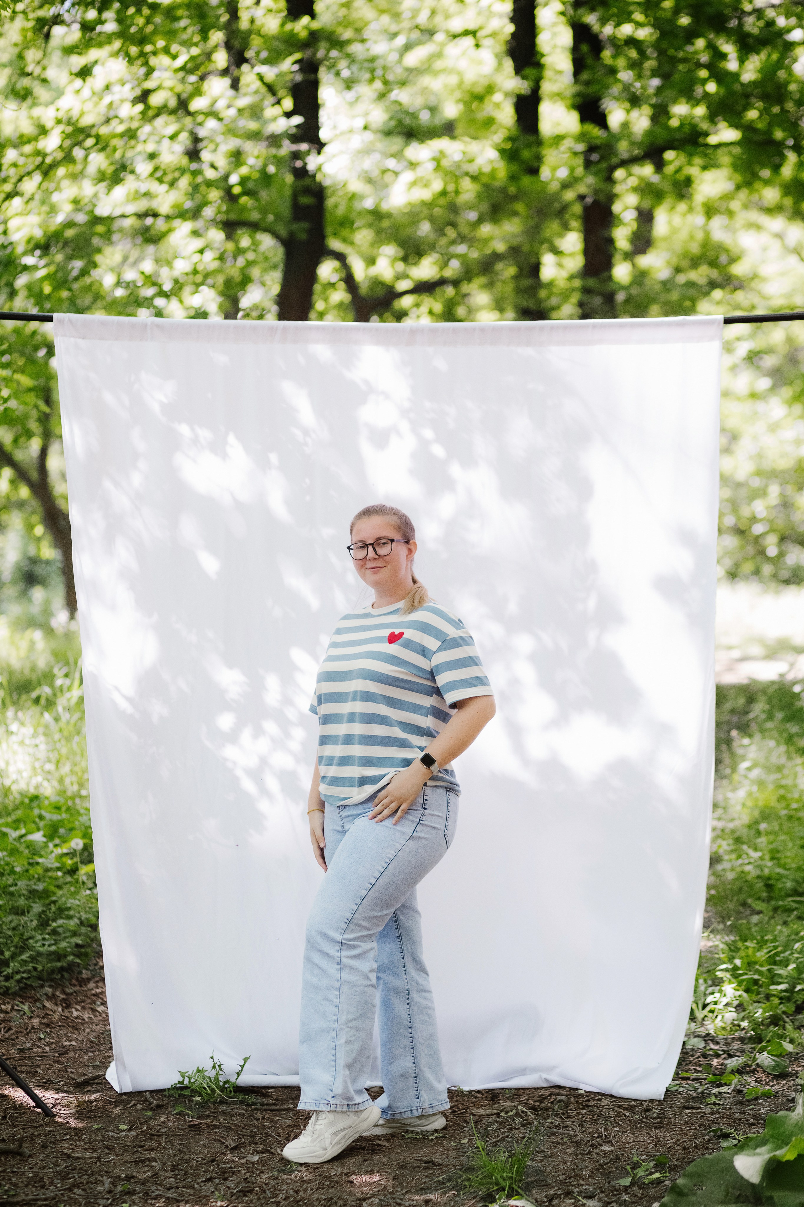 Ощущение леса в городе! Портреты на Белом Фоне в Дубках Таганрога. Свадебный и семейный фотограф в Таганроге Бакарюк Антон