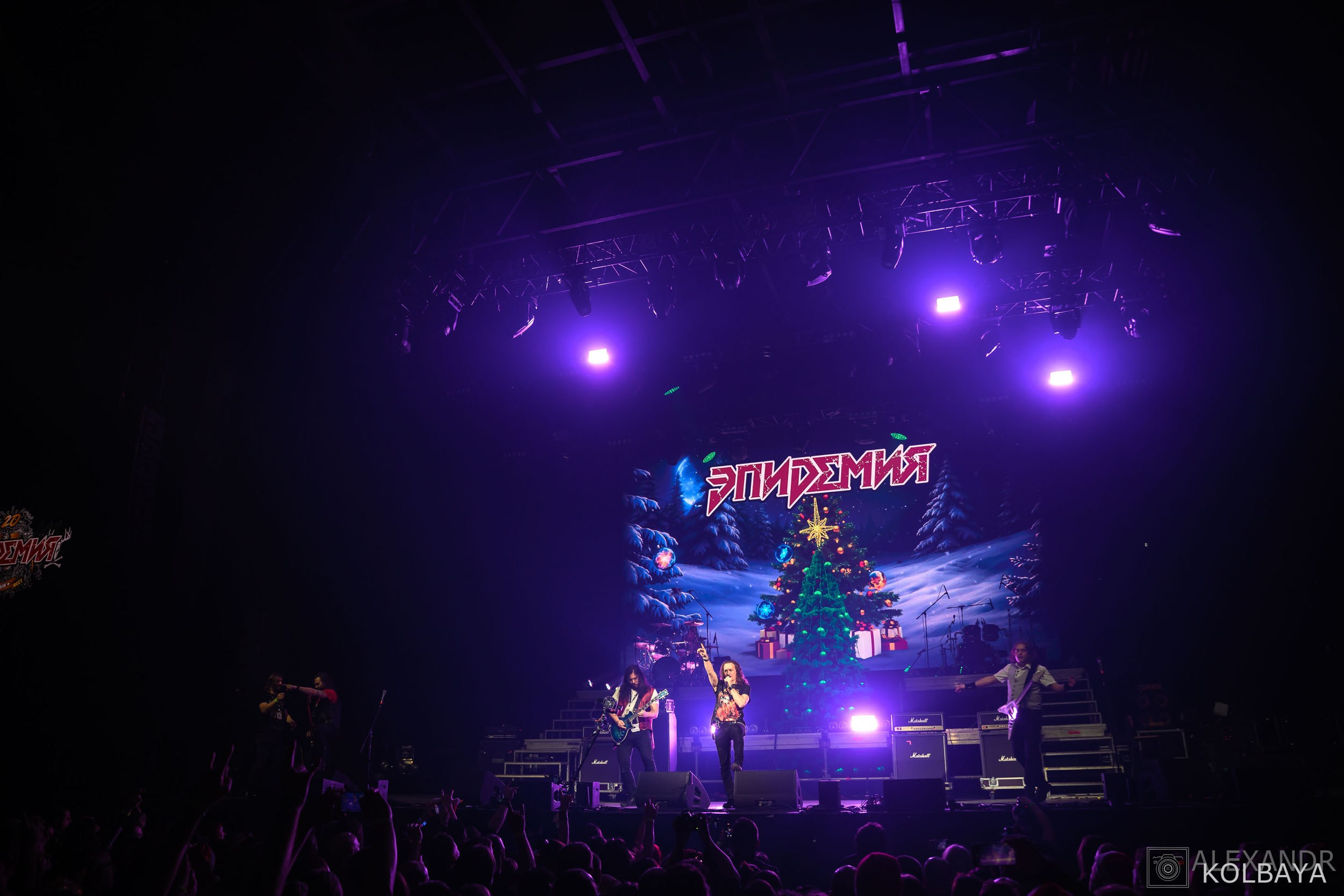 Фоторепортаж с Метал-Елки 2026. Концертный и театральный репортажный фотограф в Москве Александр Колбая