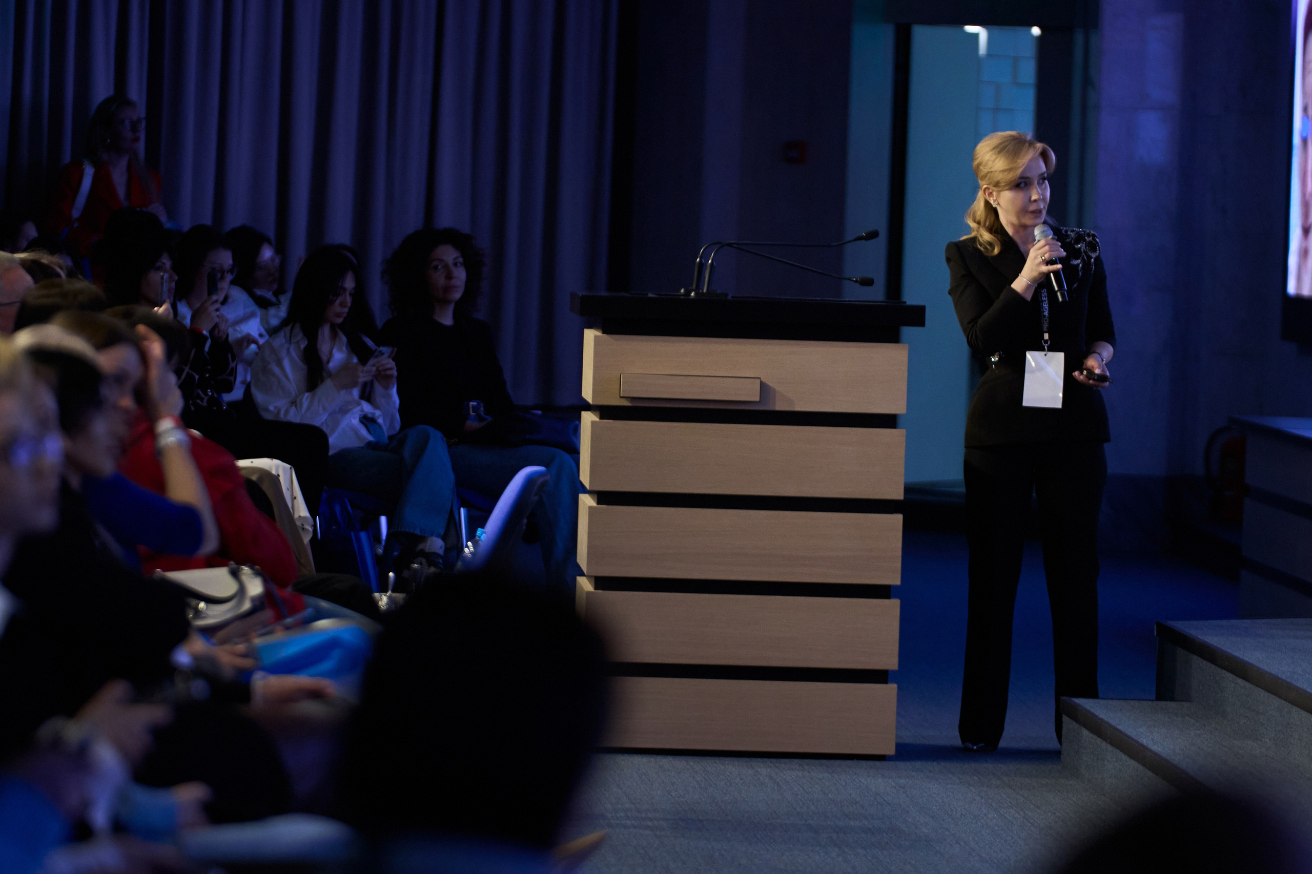 СПИКЕРЫ. PRO-AGELESS