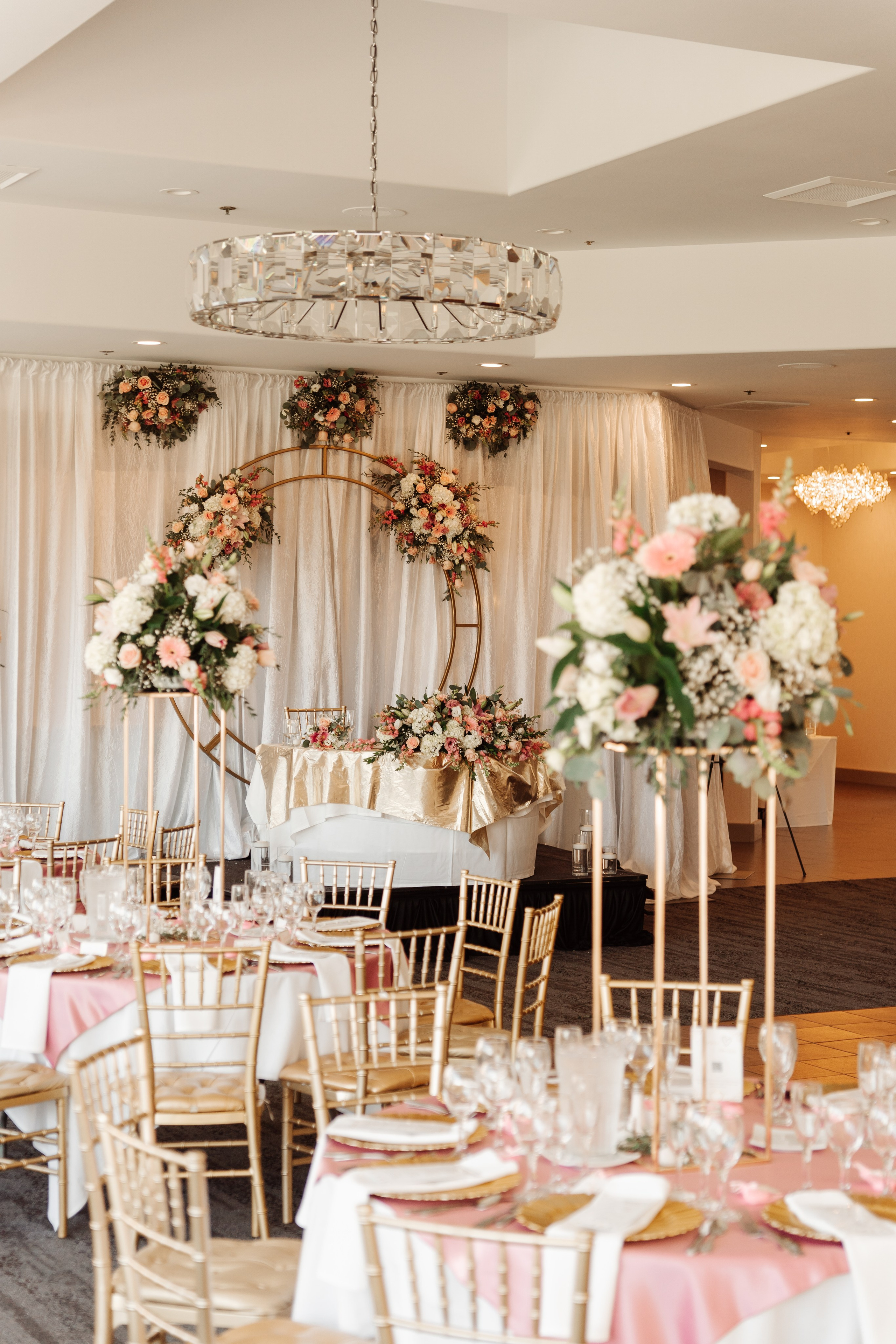 2025-08-16_AndreaChristopher. Ретушер Зенькевич Света