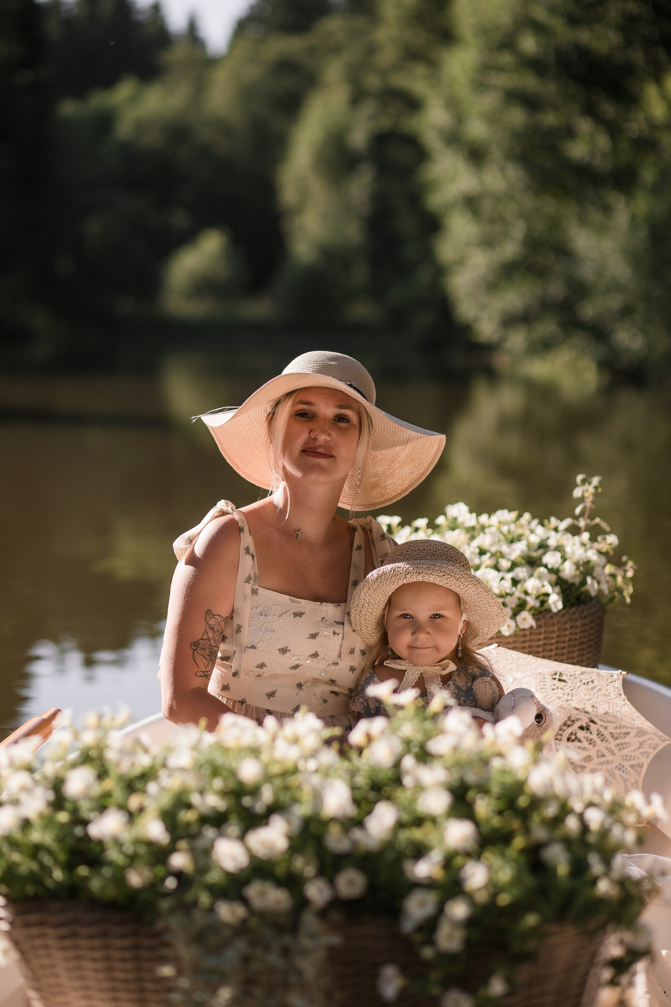 В лодке с цветами. Детский и семейный фотограф, Катерина Дементьева. Город Пермь