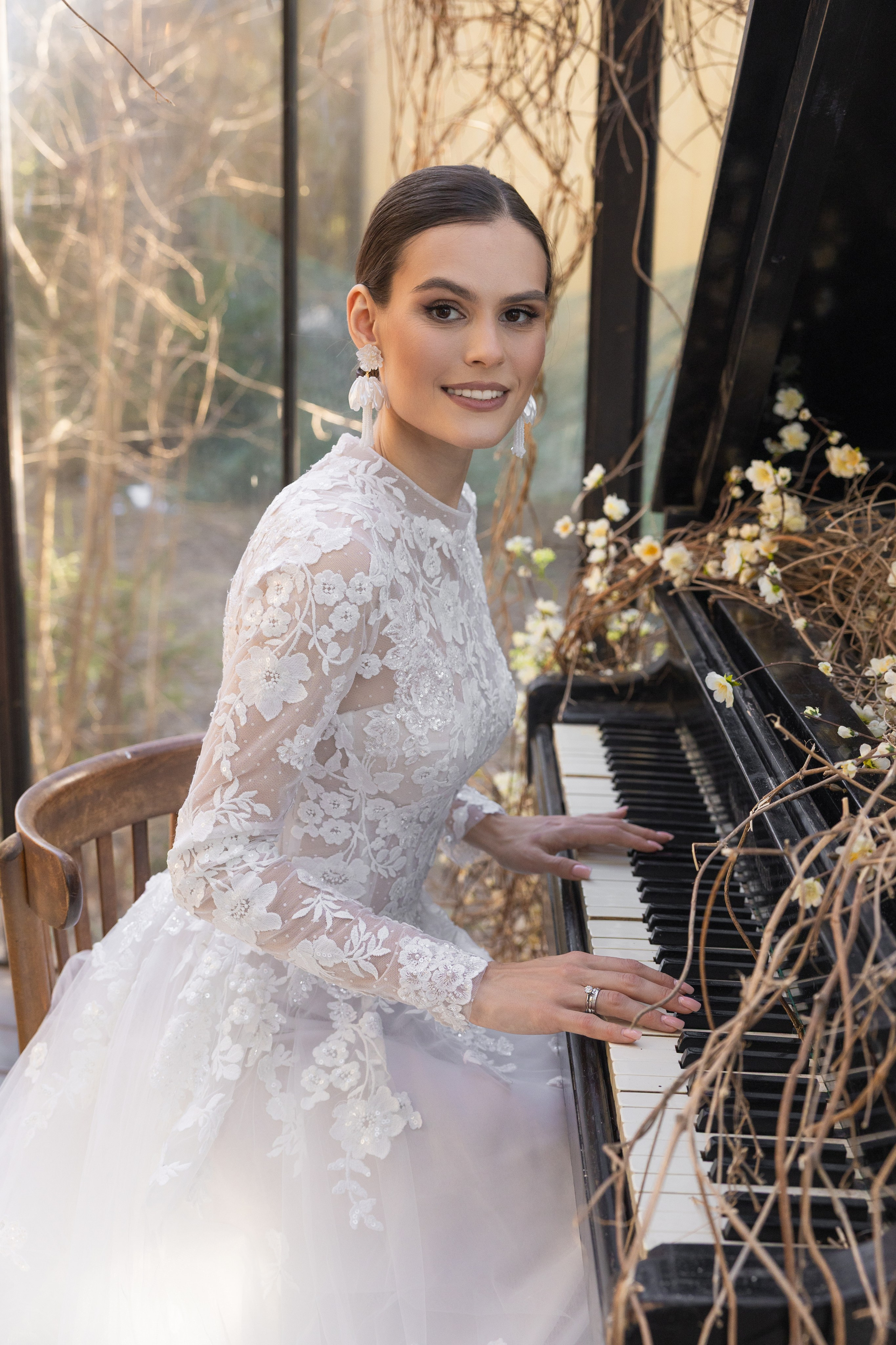 Серафима и Алексей в оранжерее. Свадебный и портретный фотограф в Москве Мария Кравченко