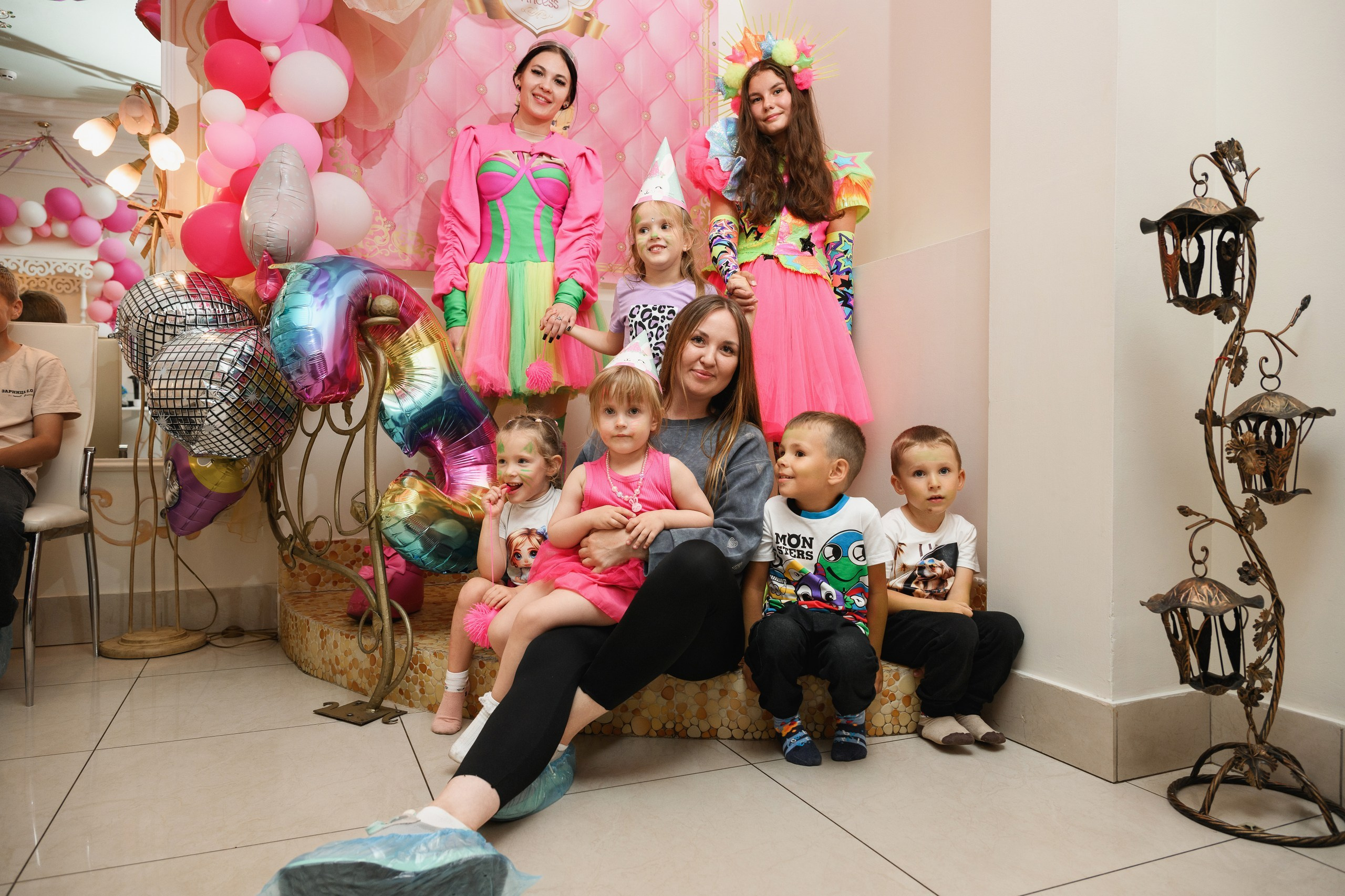 Фотосъемка детского дня рождения в Петропавловске-Камчатском. Детская праздничная фотосъемка в Петропавловске-Камчатском. Фотосъемка детского праздника дома в Петропавловске-Камчатском. Яркие фото детского дня рождения в Петропавловске-Камчатском. Стоимость фотосъемки детского дня рождения в Петропавловске-Камчатском.
