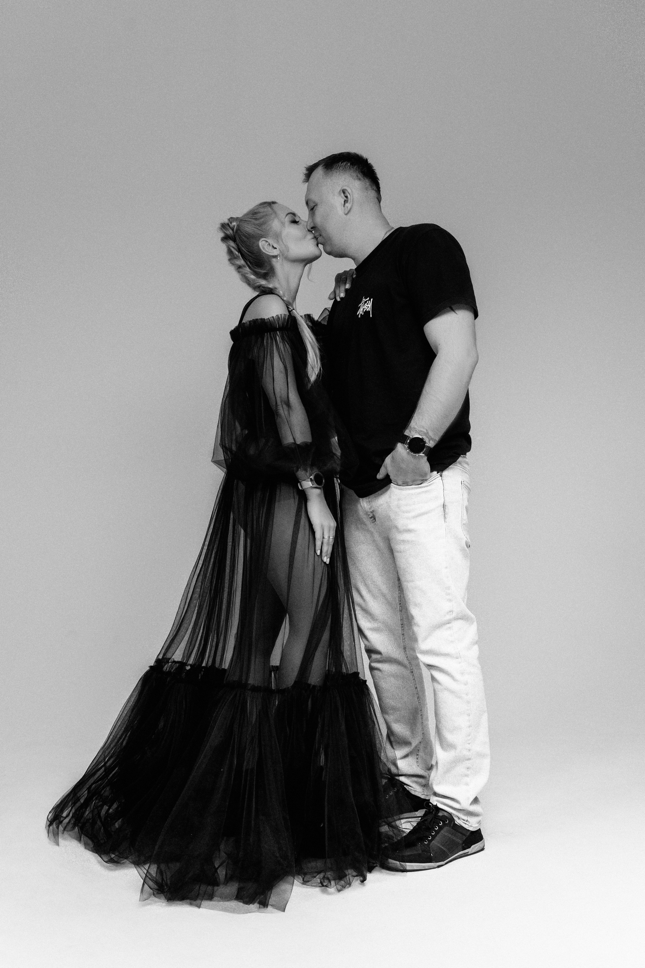 Магия семейных кадров в уютной студии. Ваш семейный фотограф в Минске — Вика Трегубова