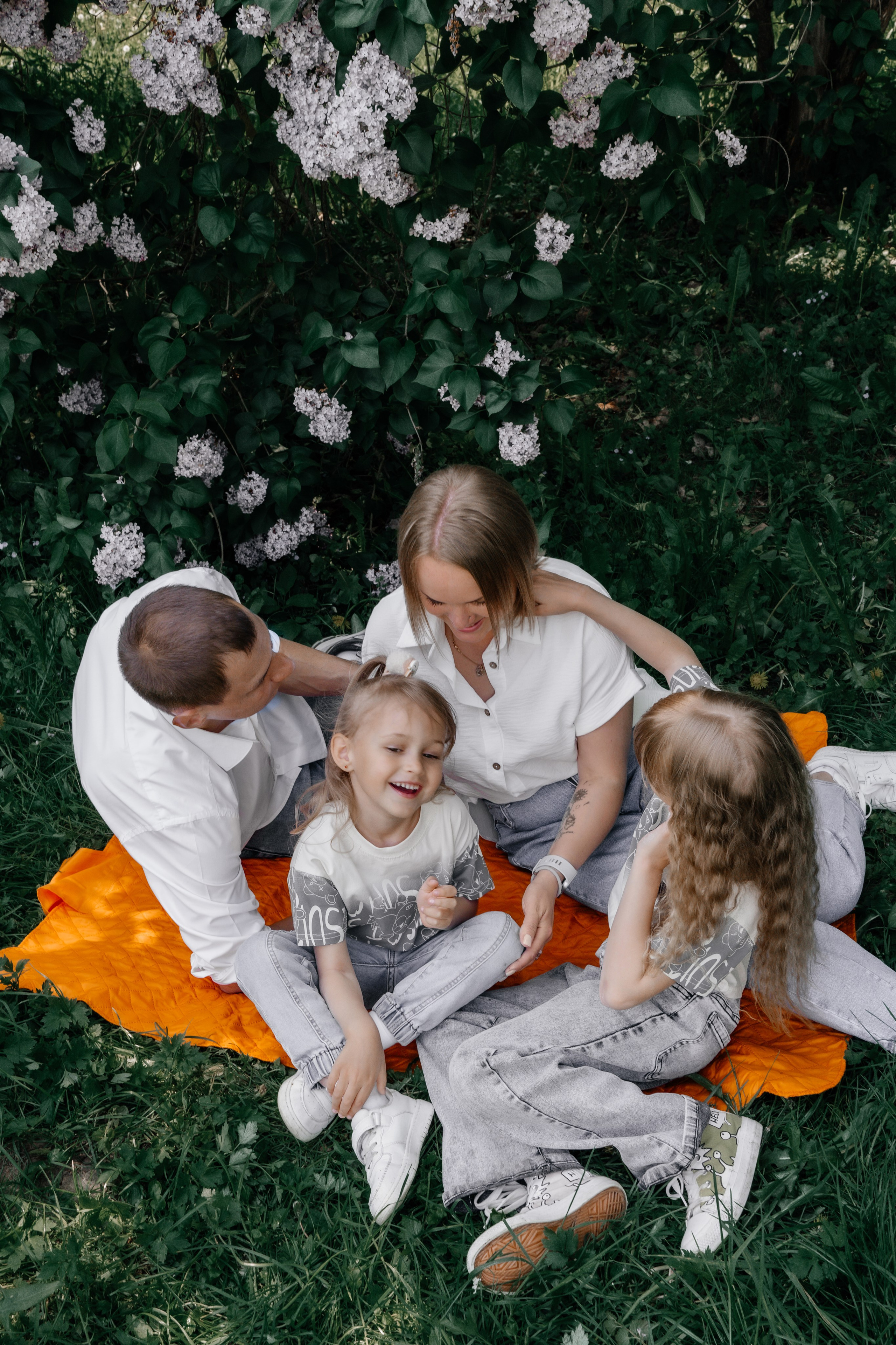 Семейная съемка в Лошицком парке. Ваш семейный фотограф в Минске — Вика Трегубова