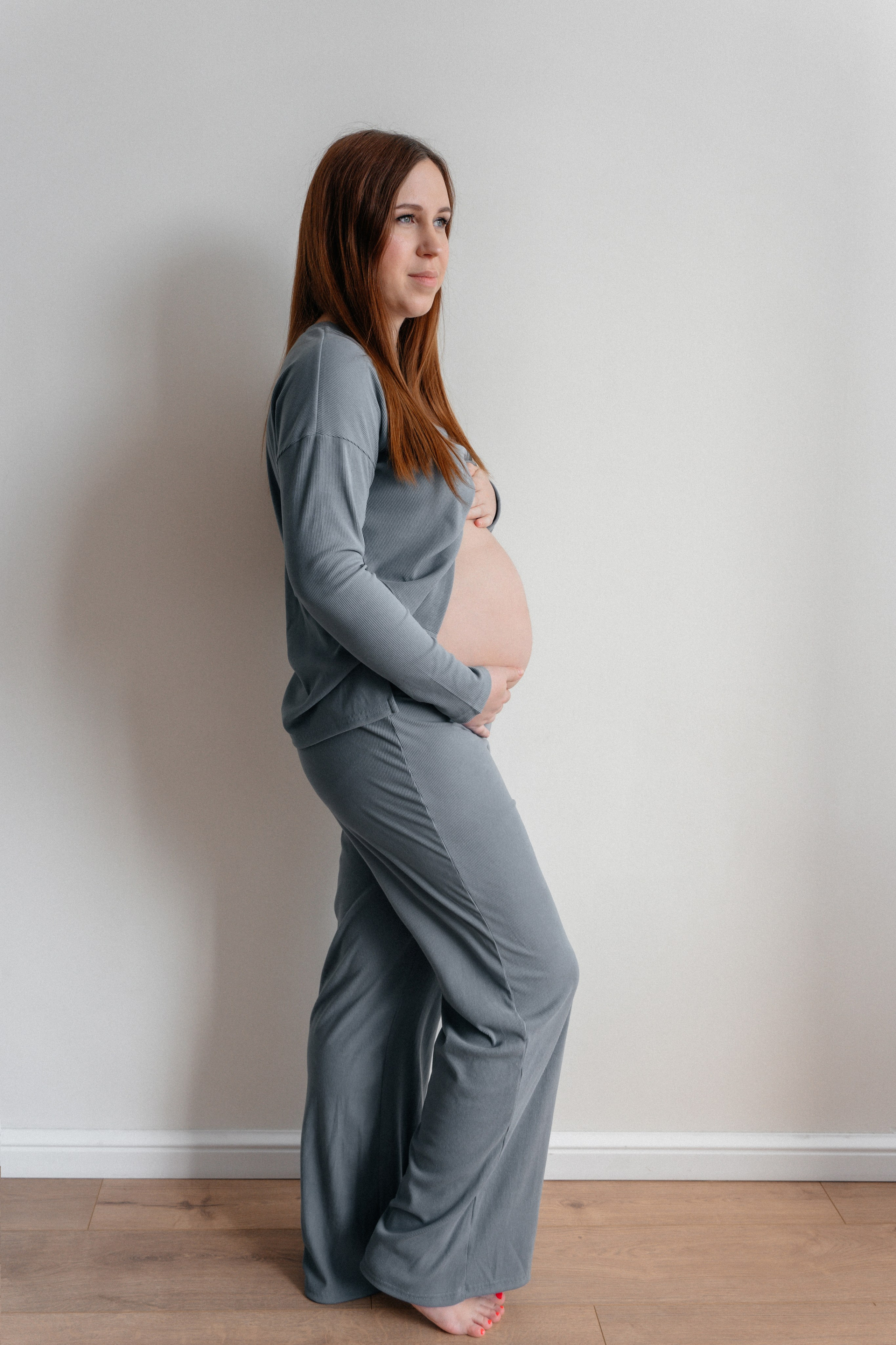 Нежность ожидания: фотосессия беременной девушки. Ваш семейный фотограф в Минске — Вика Трегубова