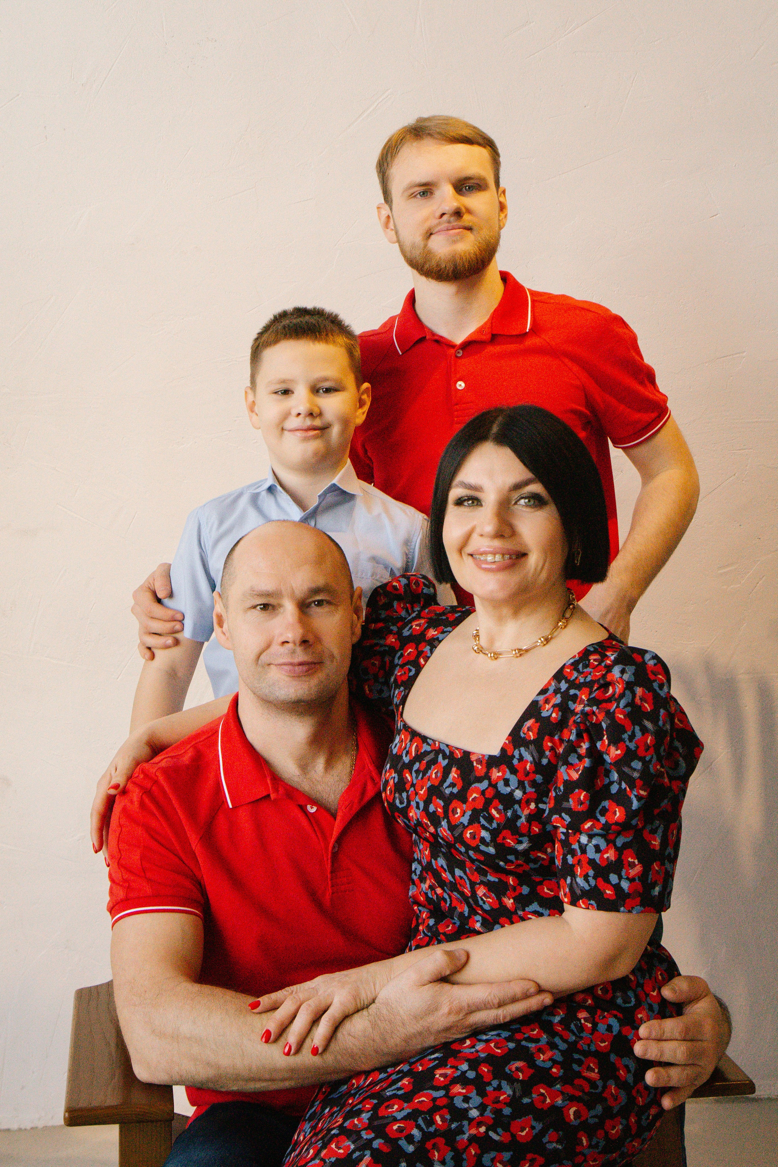 Семейная съемка в фотостудии Томск. Семейный фотограф в Томске Максимова Екатерина