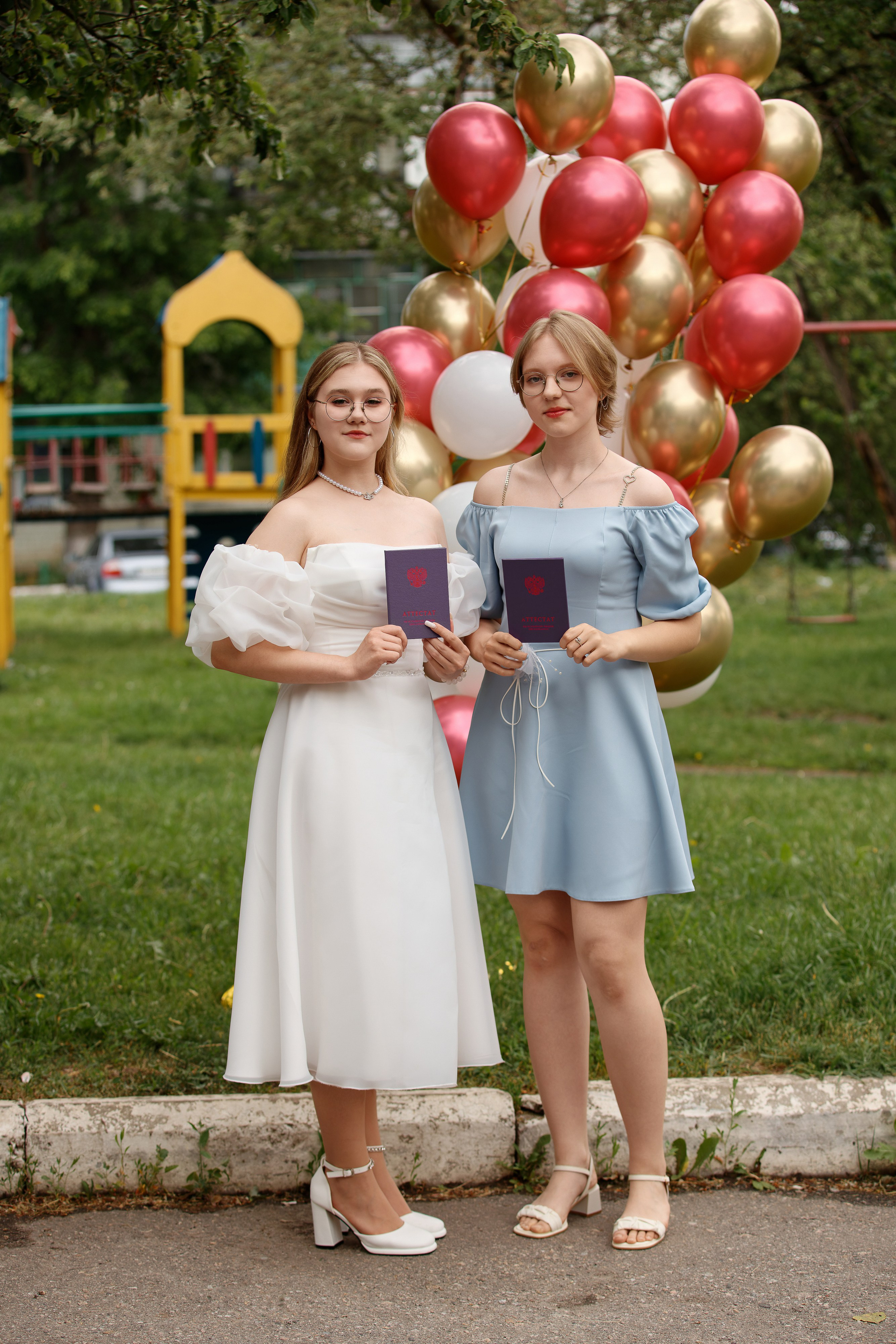 Вручение аттестатов Школа № 57. Семейный фотограф — Макс Белогрудов