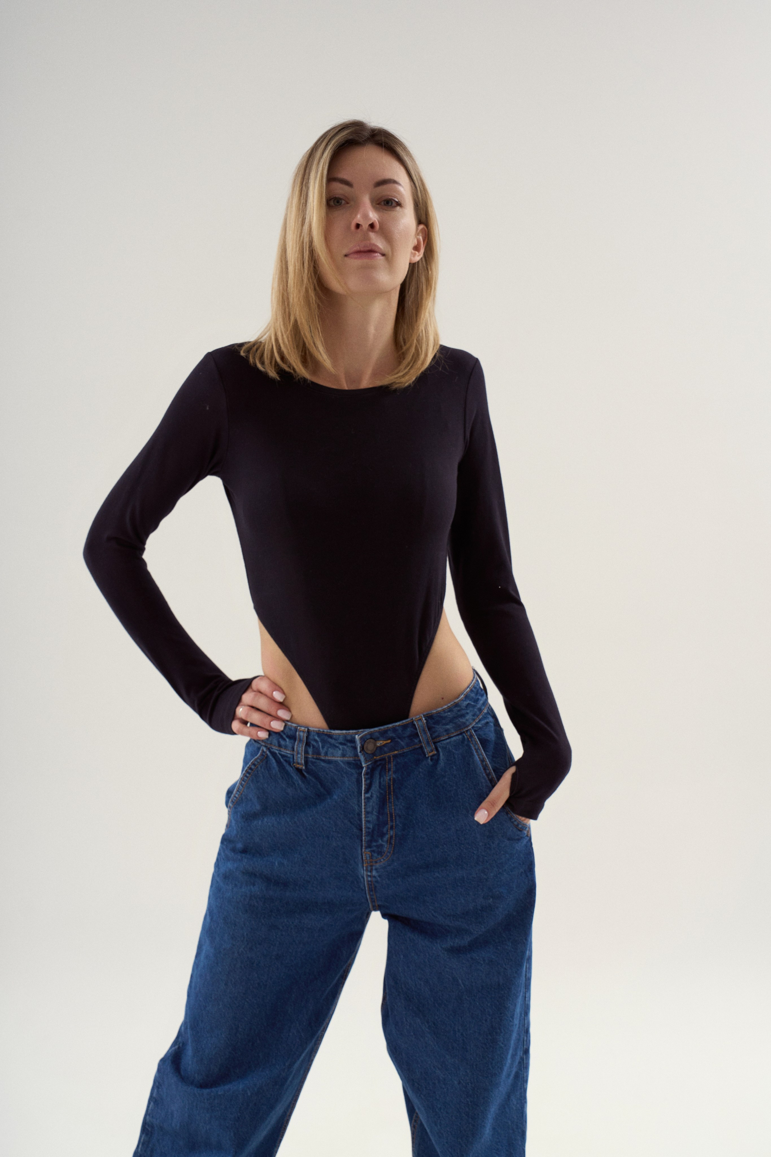 Съемочный гардероб женский. Content Studio фотостудия