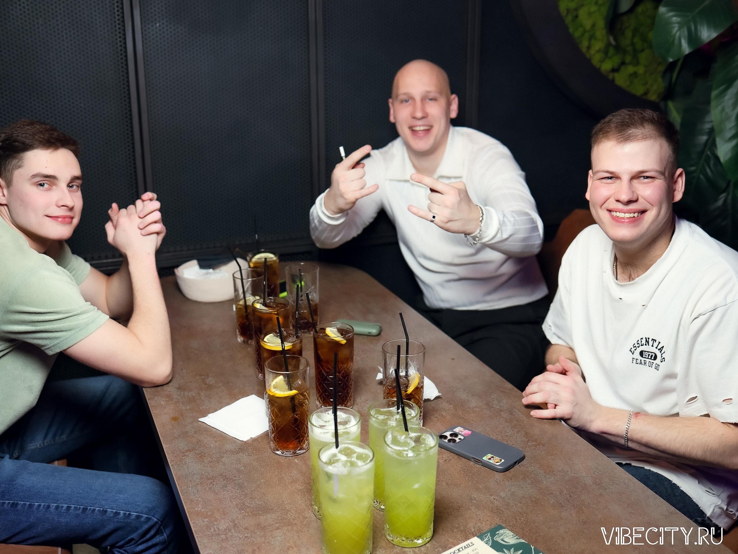 DOUBLE U. VIBECITY.RU Вайб Сити Ру Фоторепортажи Фотоотчеты Калининград