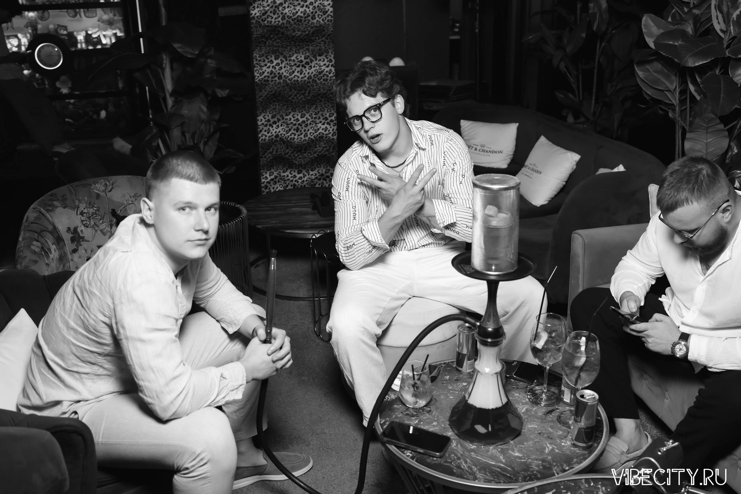 DOUBLE U. VIBECITY.RU Вайб Сити Ру Фоторепортажи Фотоотчеты Калининград