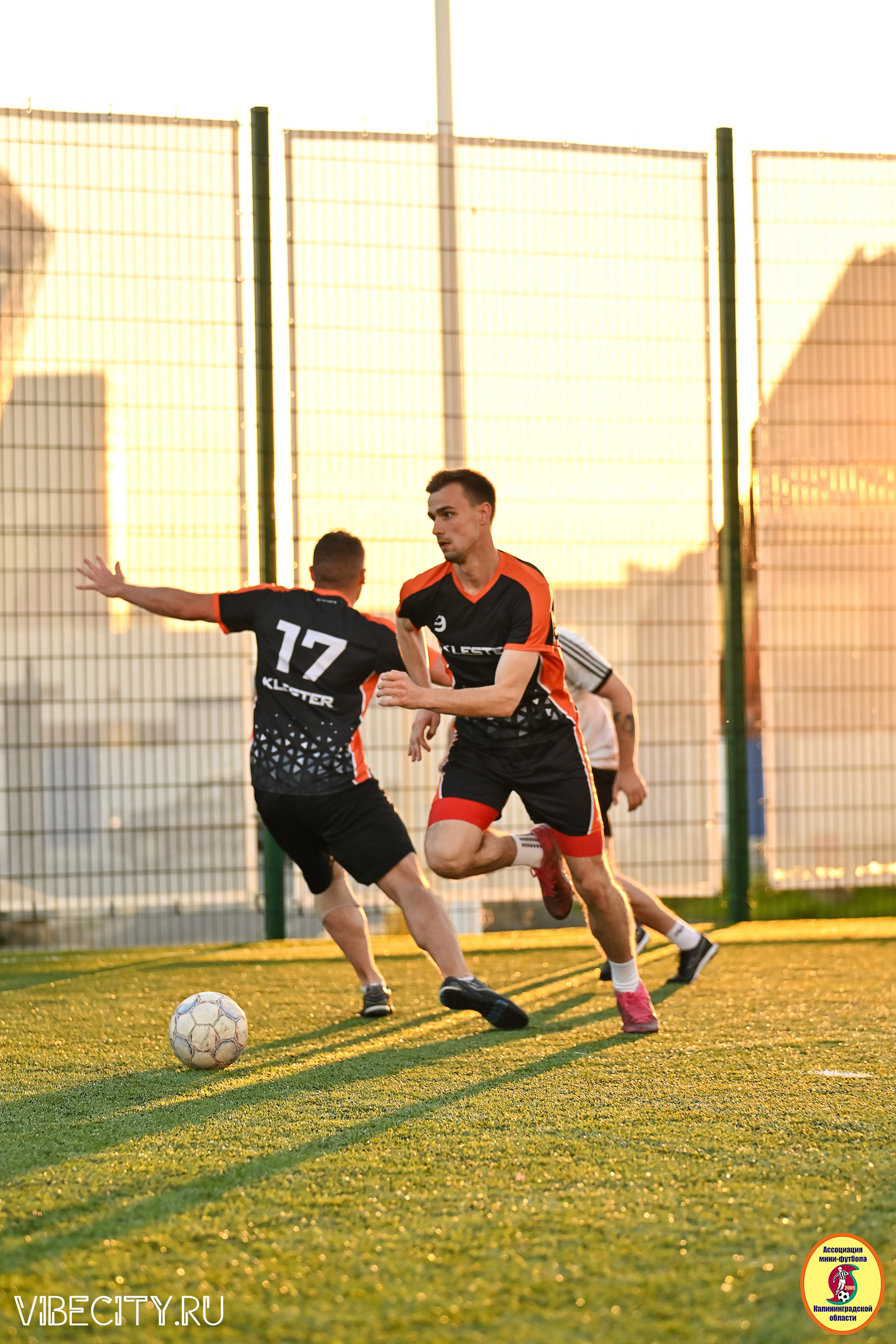 ИГРЫ МИНИ-ФУТБОЛЬНОЙ И КОРПОРАТИВНОЙ ЛИГИ. VIBECITY.RU Вайб Сити Ру Фоторепортажи Фотоотчеты Калининград