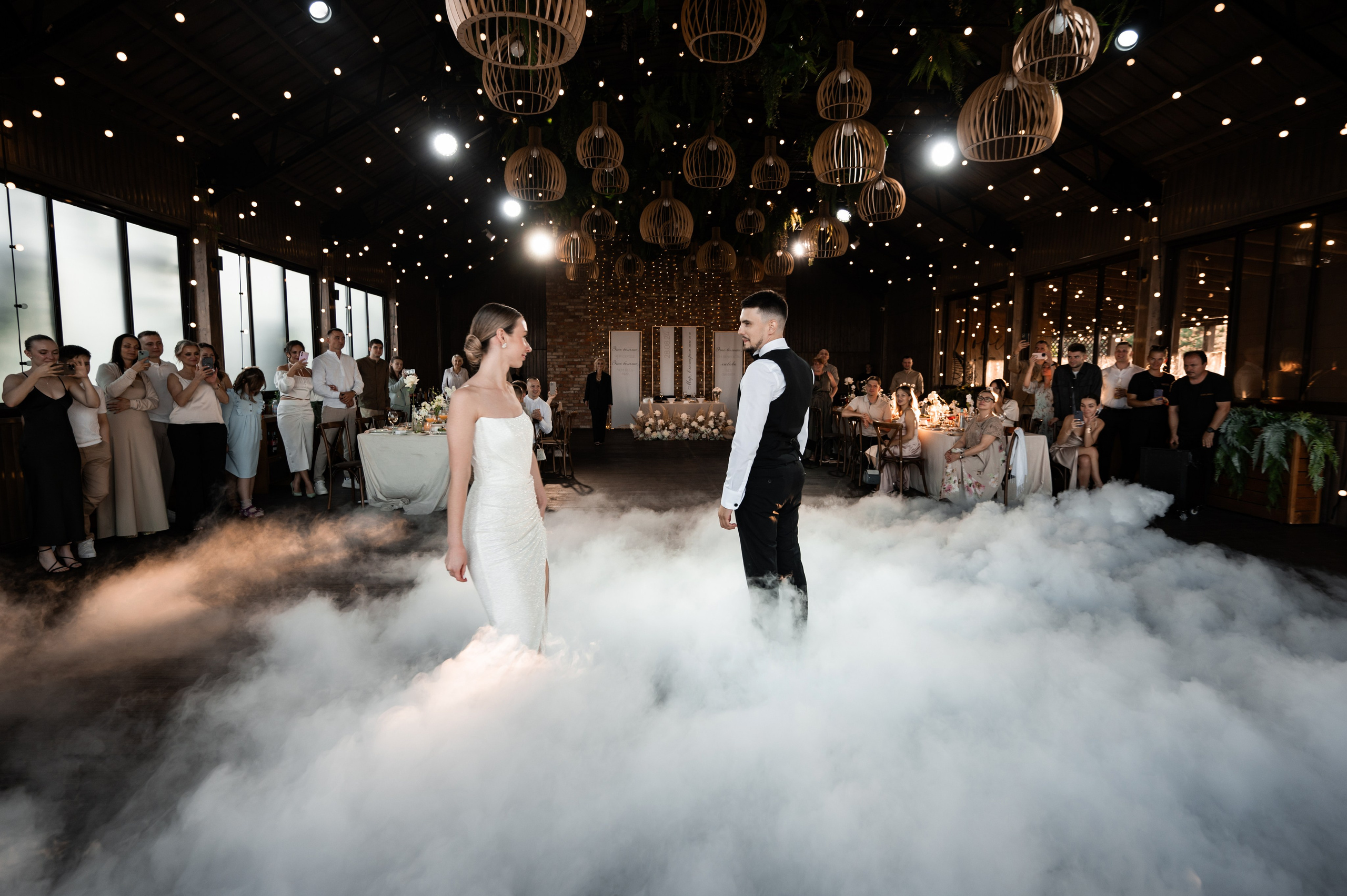 2024. Богдан и Ирина. Свадебный и семейный фотограф в Москве и Европе Евгения Амелина