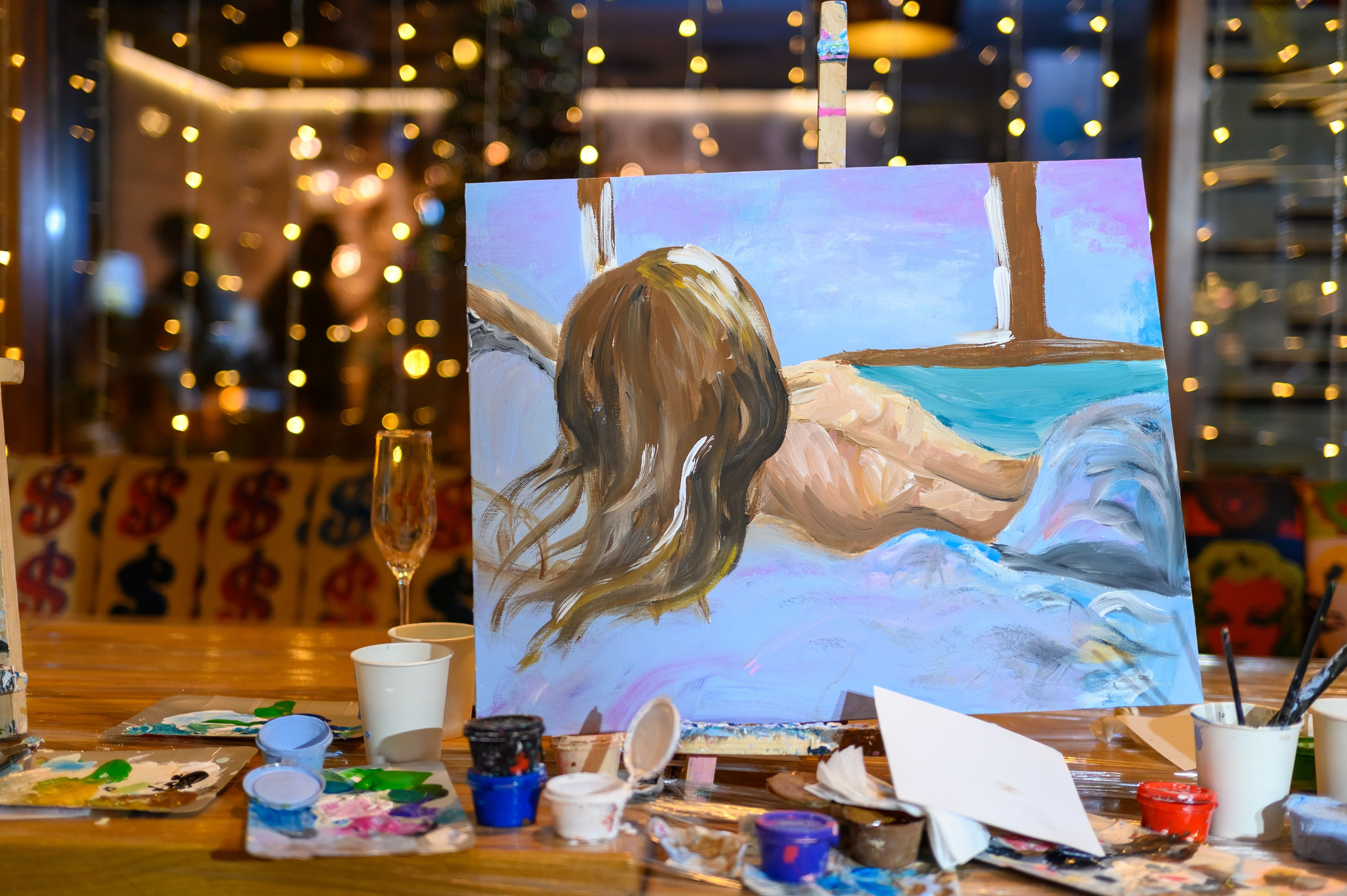 Репортажная съемка мастер-класса студии Art WOW в Казанском ресторане