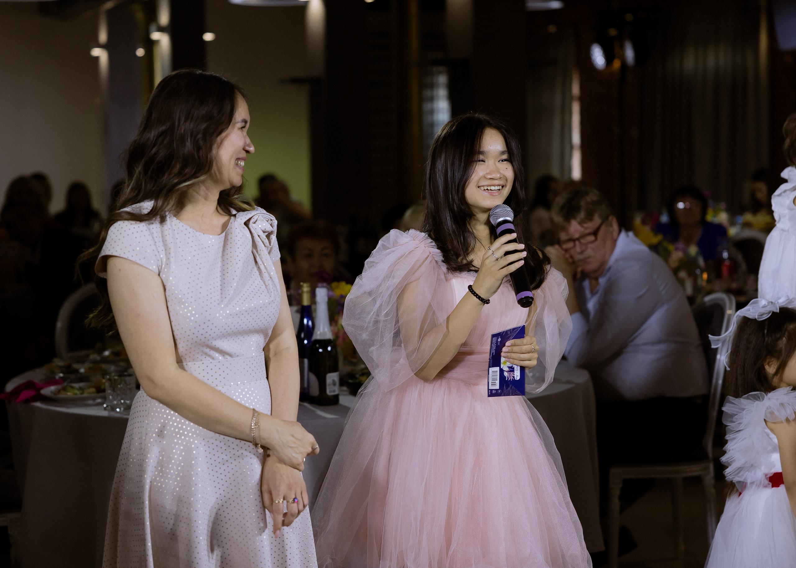 Дмитрий и Алита. Фотограф Эмиль Исякаев