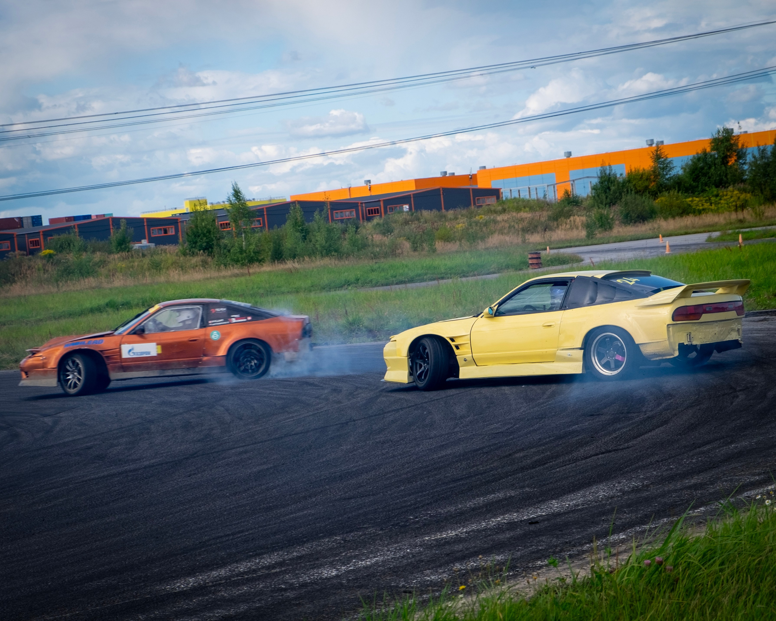AUTODROM FEST. Автомобильные фотографии и рисунки в Санкт-Петербурги Пашков Дмитрий
