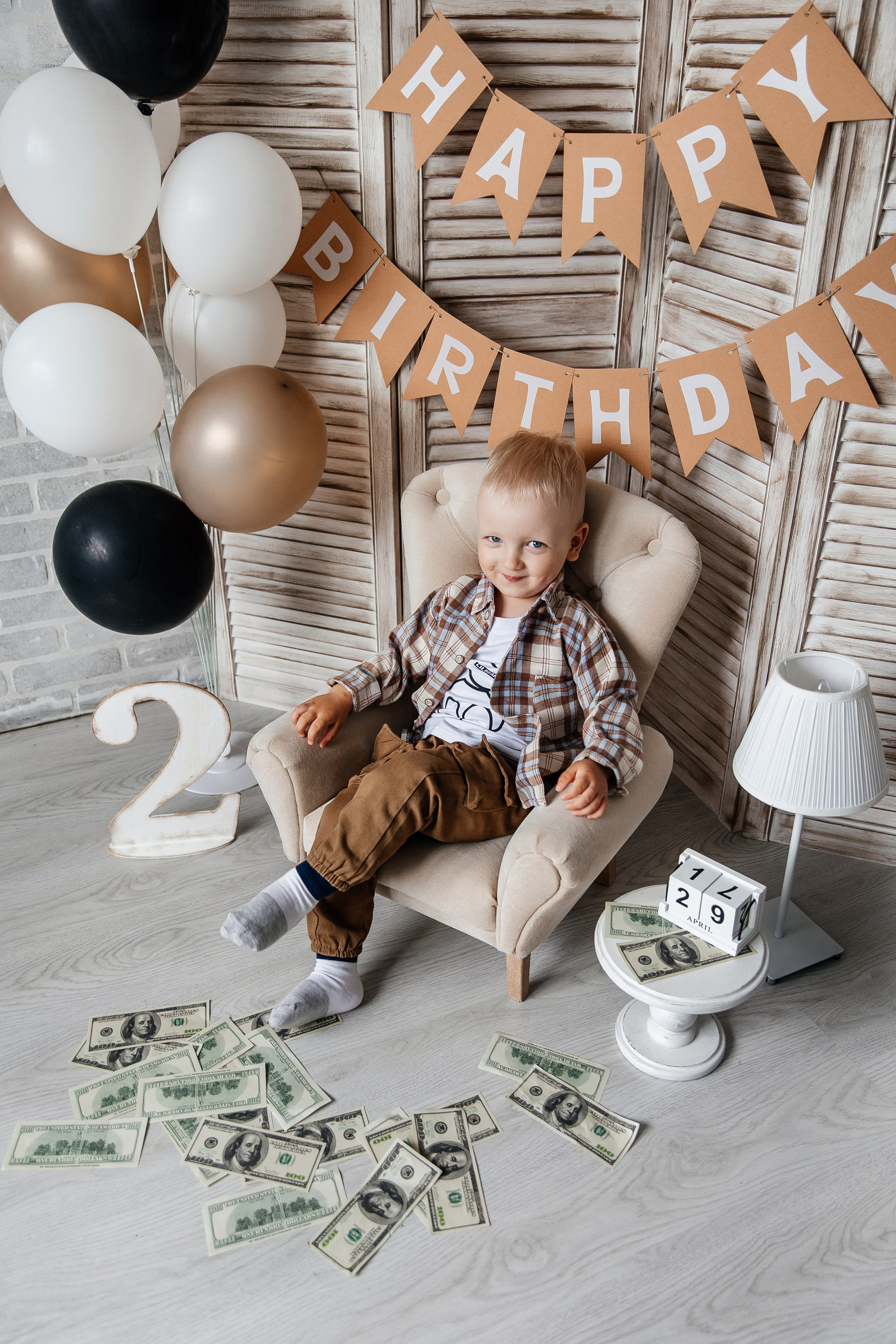 В кресле (до 3 лет). Детский фотограф, выпускные альбомы в Нижнем Новгороде Бодягина Мария