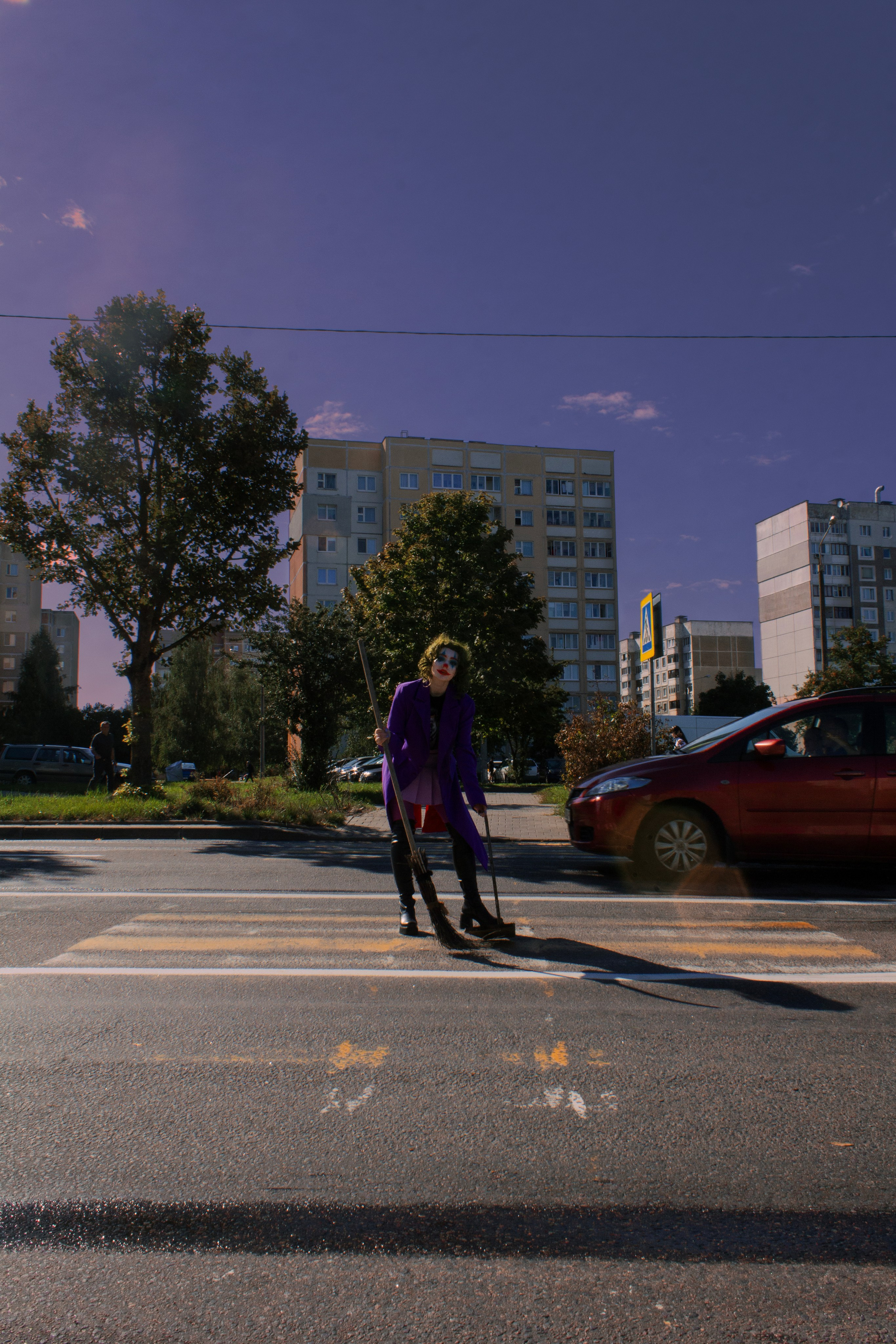 С экрана — в люди