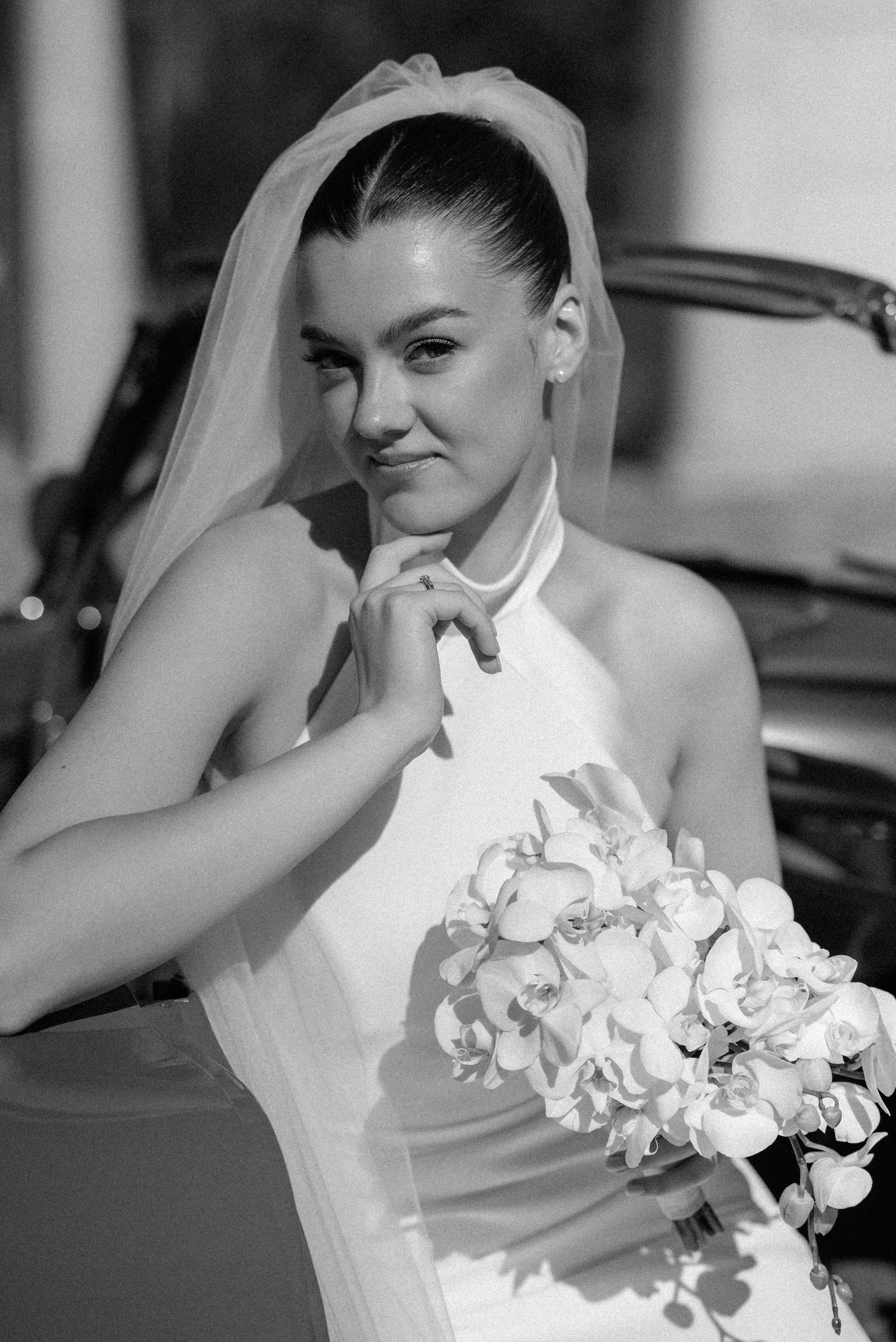 Wedding day in VERSAL PARK. Wedding PHOTOGRAPHER Andrew Vnukov