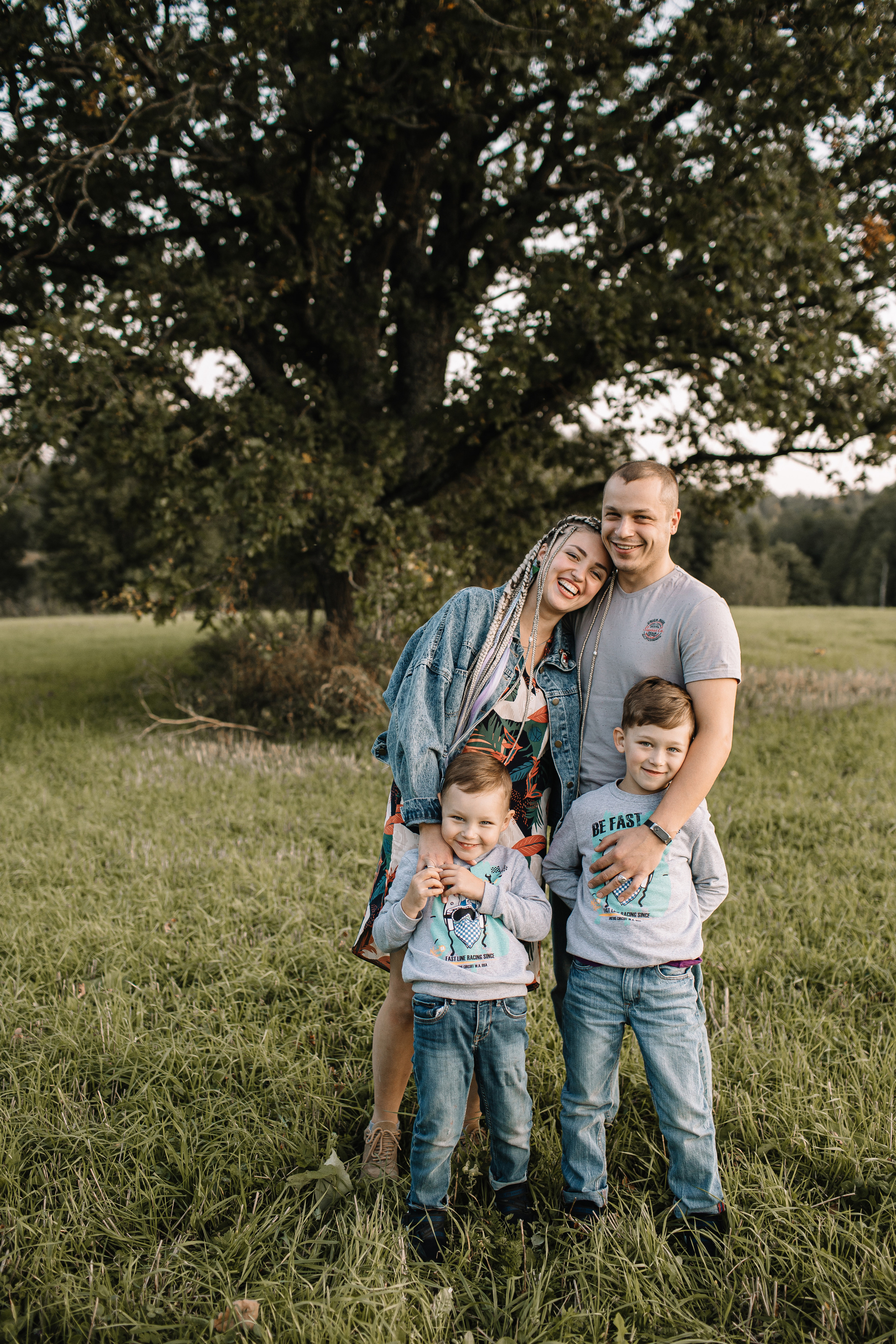 Лера, Антон, Юра и Миша. Яна Тихонова — фотограф в Полоцке, Витебске и Минске
