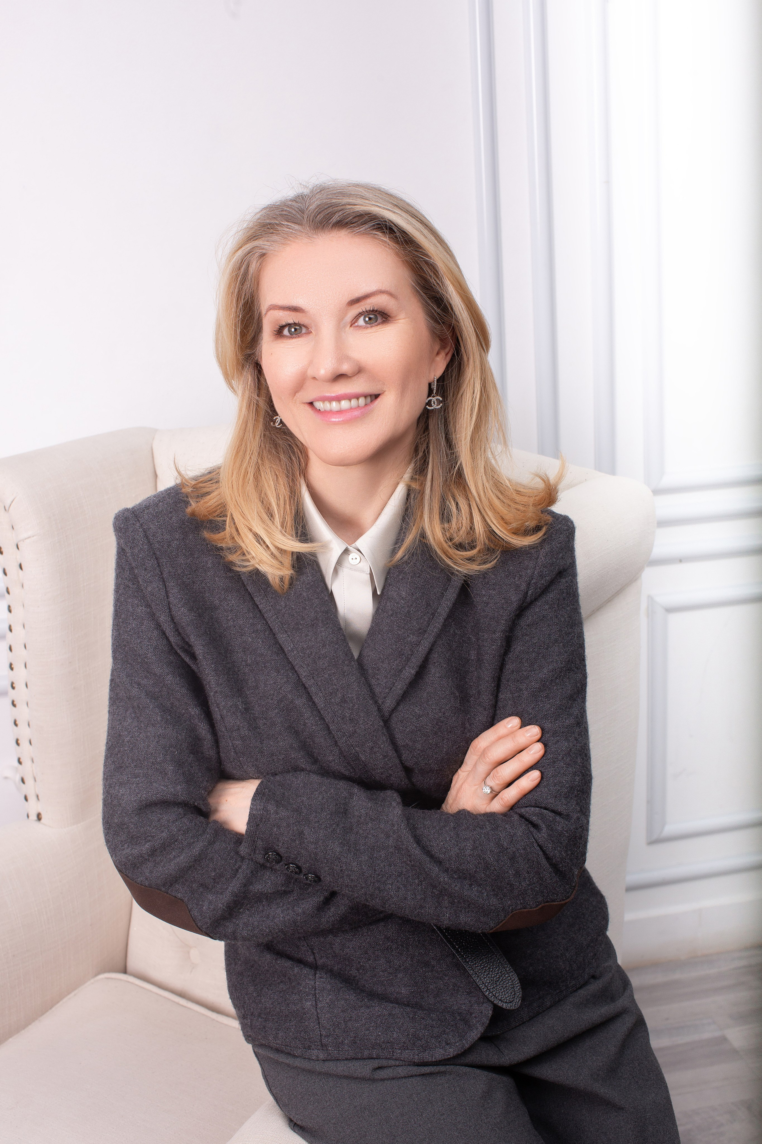 БИЗНЕС ПОРТРЕТЫ: мужские, женские, групповые. Портретный, свадебный, репортажный фотограф во Владивостоке Юлиана Джули Фокс