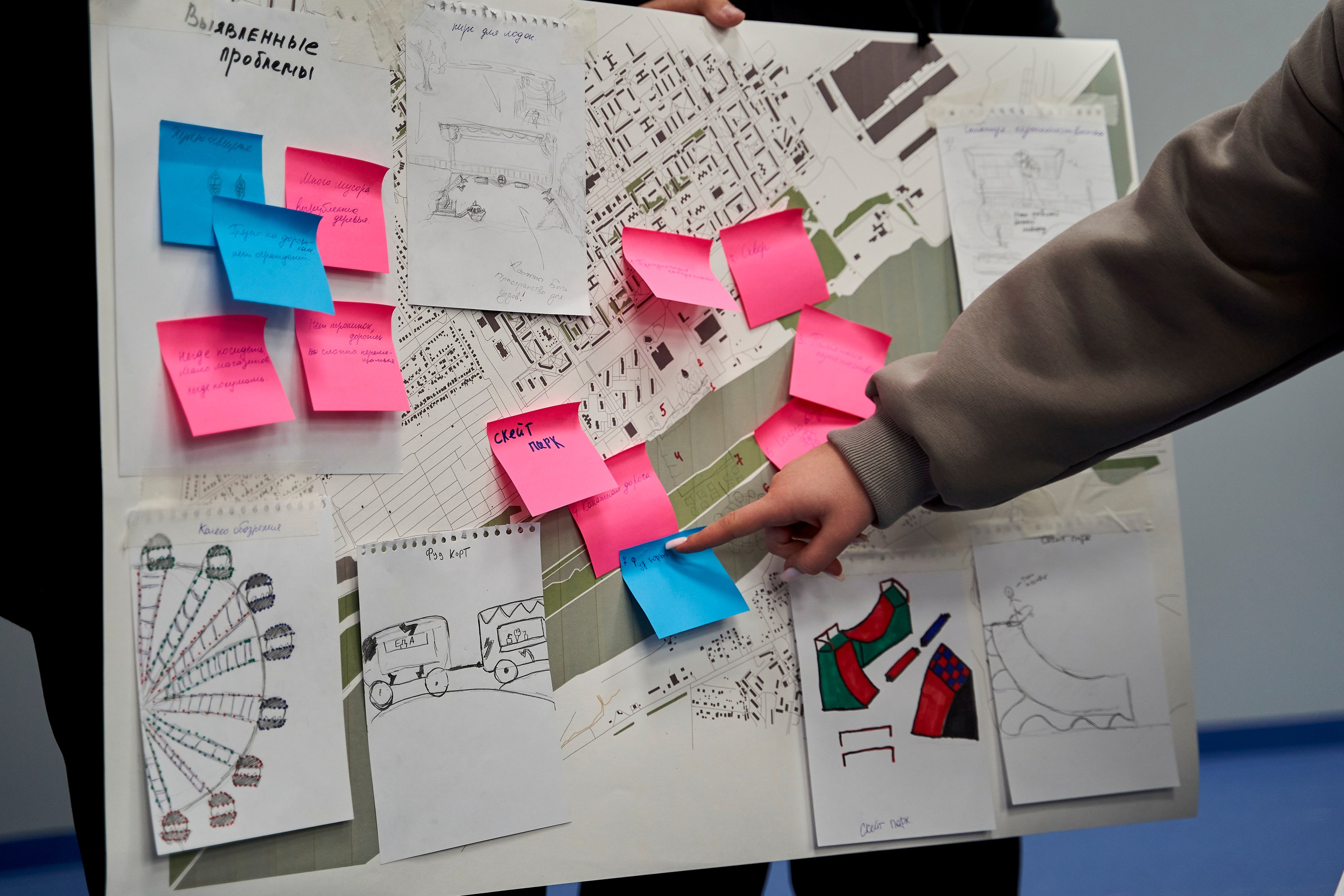 Городская экспедиция «Взрослый взгляд на Нижний» (Эн+ & Точка Урбан). Репортажный фотограф Вилянов Евгений. Нижний Новгород