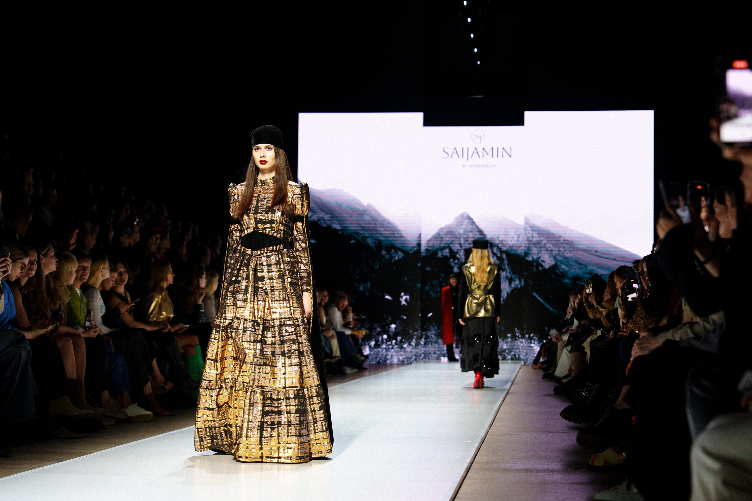 Moscow Fashion Week 2024 осень. Фотограф Николай Прокофьев модельные тесты в Москве