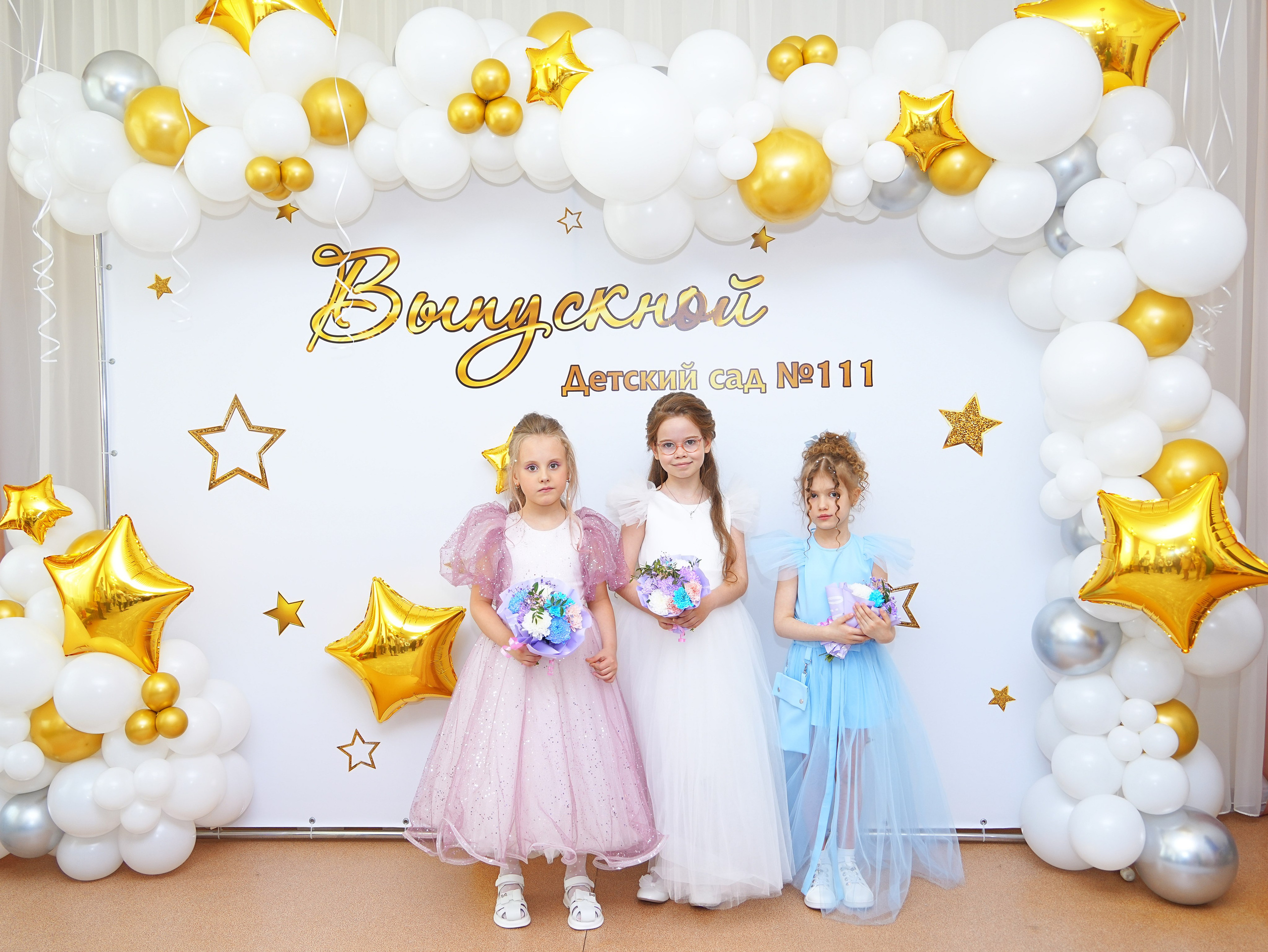 Фотосъемка видеосъёмка фотограф видеооператор новогодних утренников  в. Фотограф, видеооператор Нина Коршунова