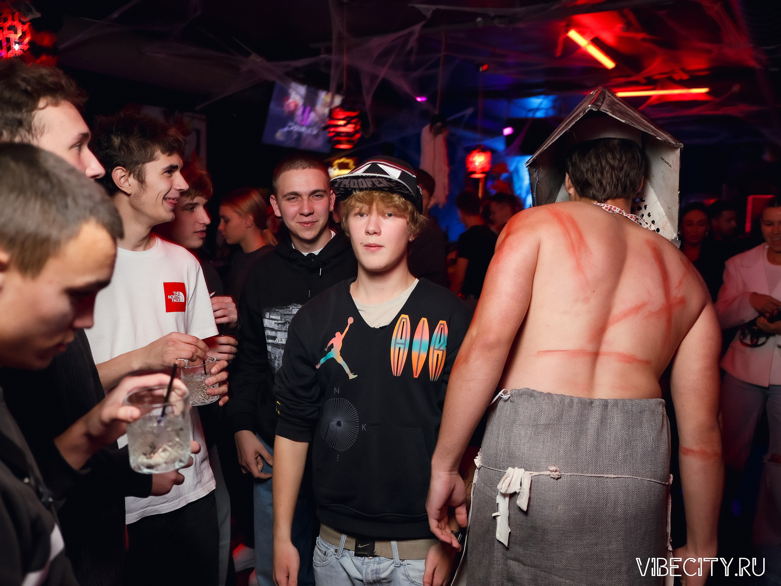 DOUBLE U. VIBECITY.RU Вайб Сити Ру Фоторепортажи Фотоотчеты Калининград