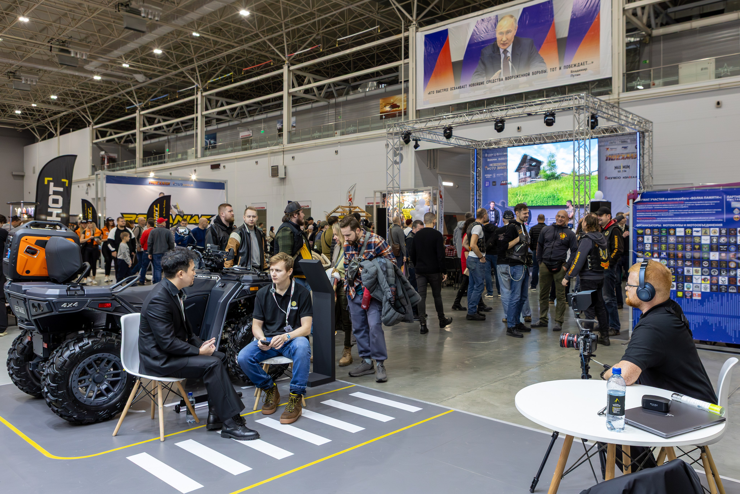 Стенд BSTABO. Reportage, studio, wedding, motorsport, commercial, photo shoot: Photographers Nikolai and Elena DvoTar