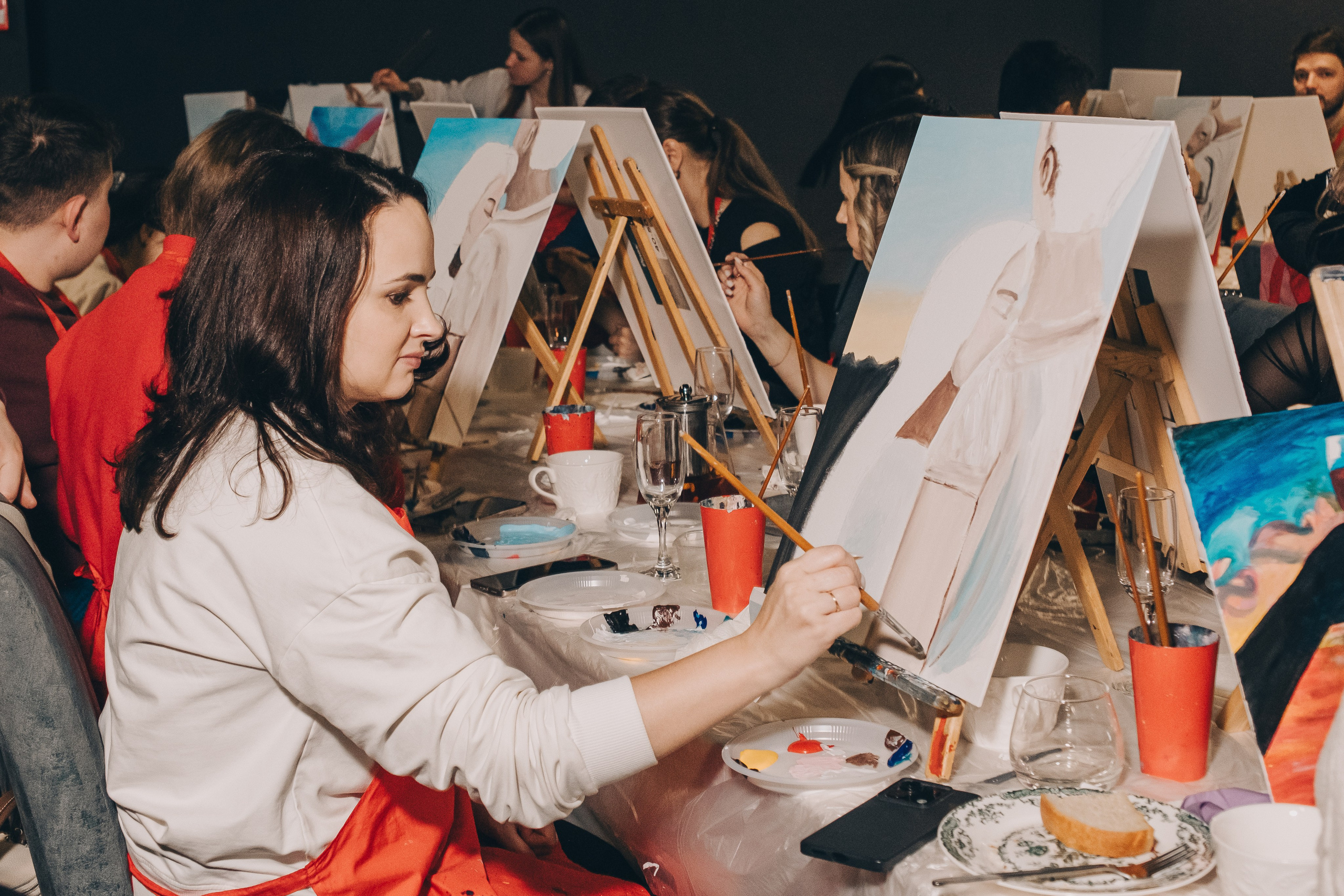 Без бокала — нет шагала. Фотограф в Иркутске Анна Мирошникова