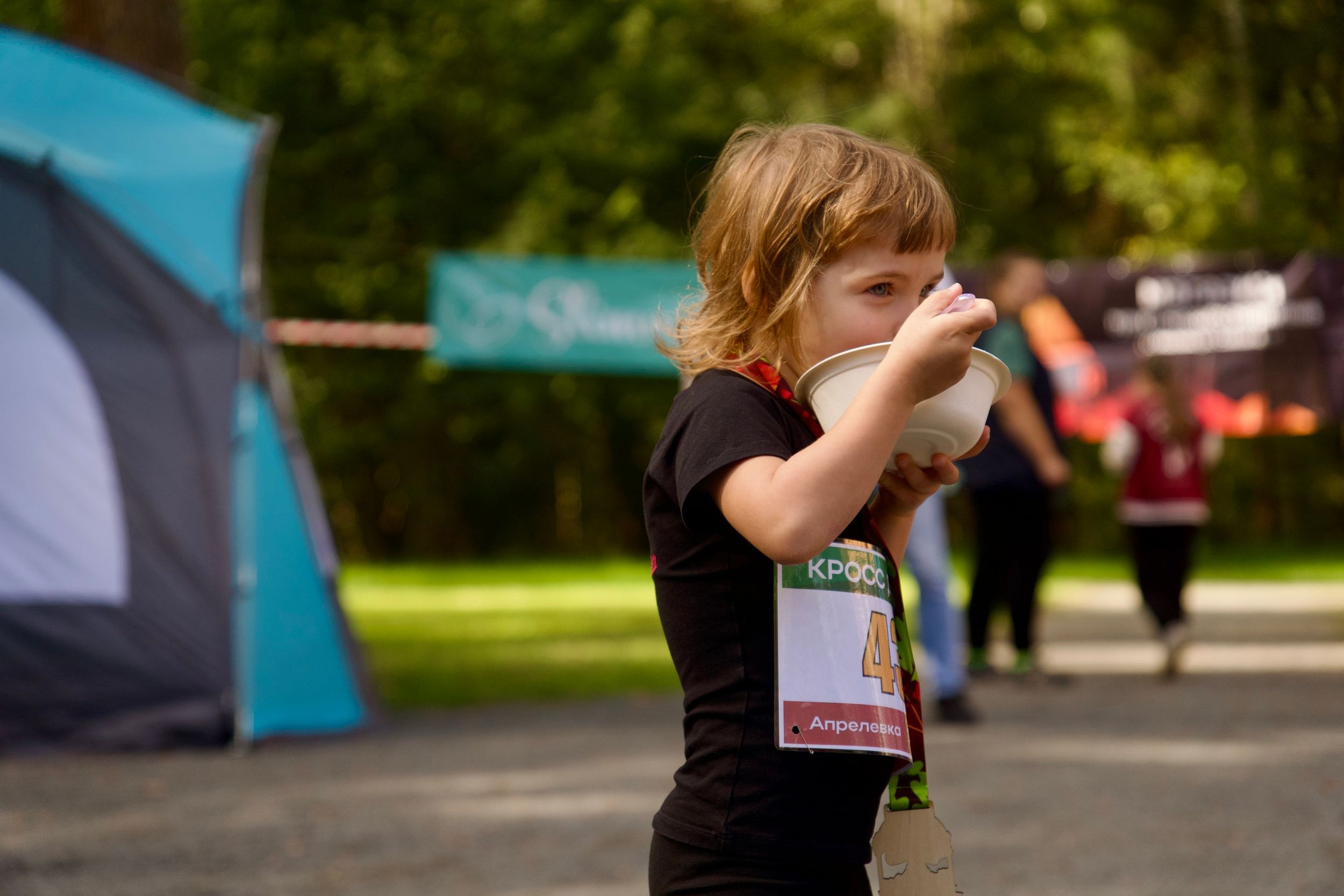 Забег в парке «Дубки». Кафе «БЕЛКА НАШЕПТАЛА». Ну оооочень концептуальное кафе