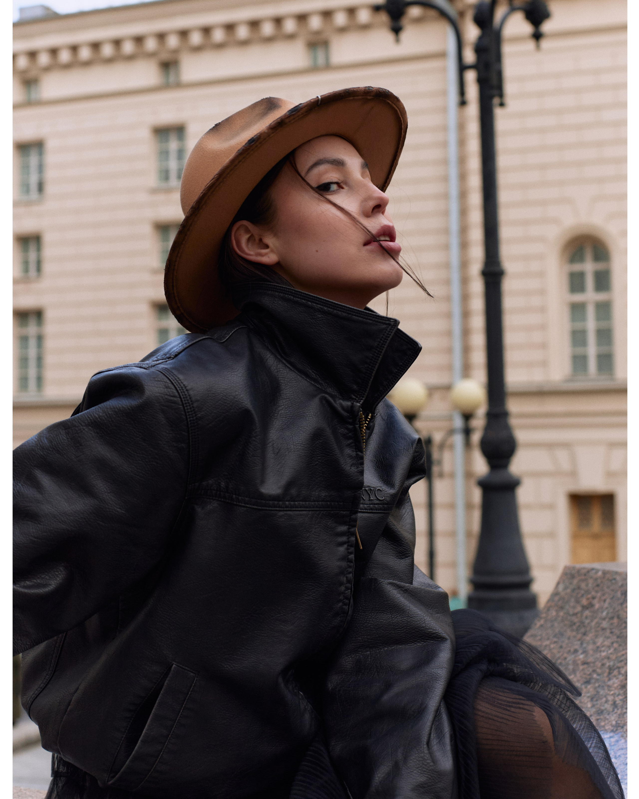 Люди. Главная