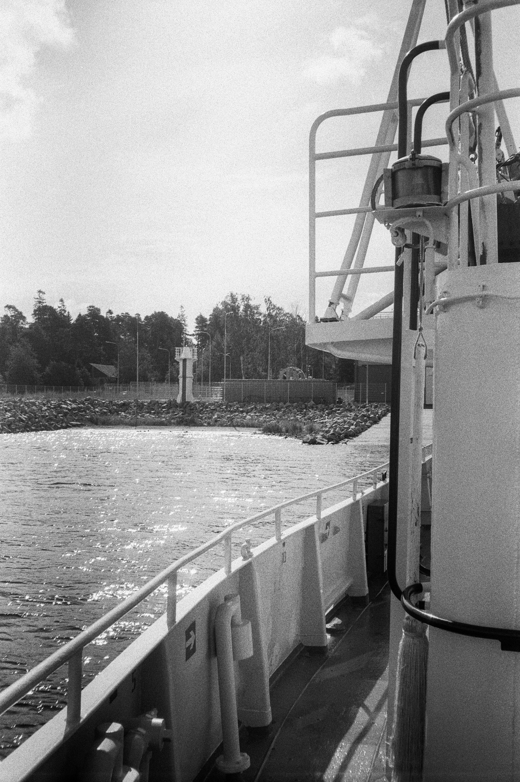 Остров Коневец / Revue 35CC / Kodak XX