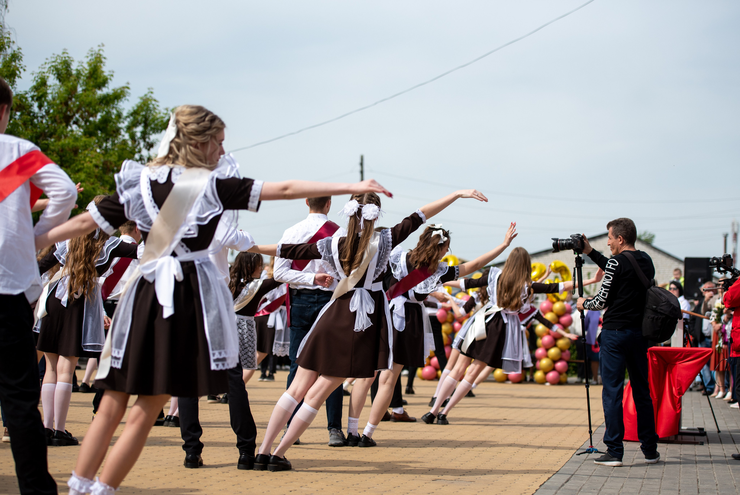 Выпускные школ. Свадебный и репортажный фотограф